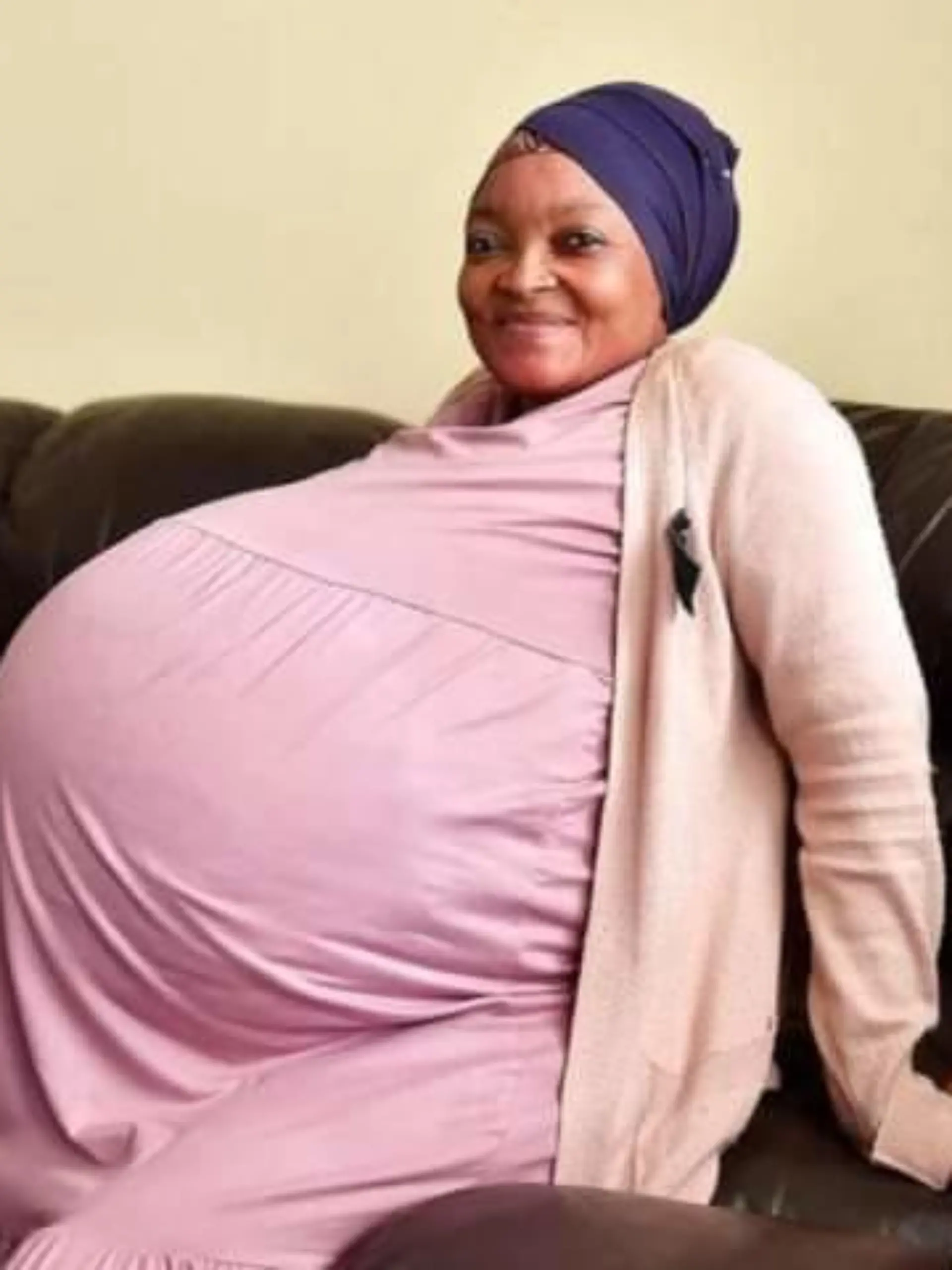 Gosiame Thamara Sithole (37) ist jetzt Mutter von zwölf Kindern.