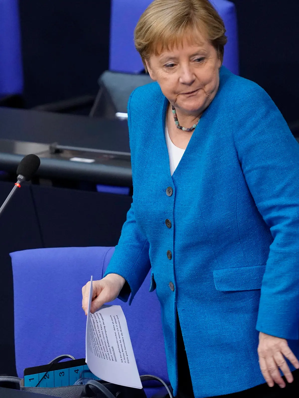 Berlin, Angela Merkel stellt sich zum letzten Mal bei der Befragung der Bundesregierung  Deutscher Bundestag 235. Sitzung Plenum und Debatte Aktuell, 23.06.2021, Berlin, Angela Merkel die Bundeskanzlerin der Bundesrepublik Deutschland stellt sich ein letztes Mal den Abgeordneten bei der Befragung der Bundesregierung im Rahmen der der 235. Sitzung des Deutschen Bundestag in Berlin Berlin Berlin Deutschland *** German Bundestag 235 Session Plenary and Debate Current, 23 06 2021, Berlin, Angela Merkel the Chancellor of the Federal Republic of Germany faces the MPs for the last time during the questioning of the Federal Government during the 235 Session of the German Bundestag in Berlin Berlin Germany