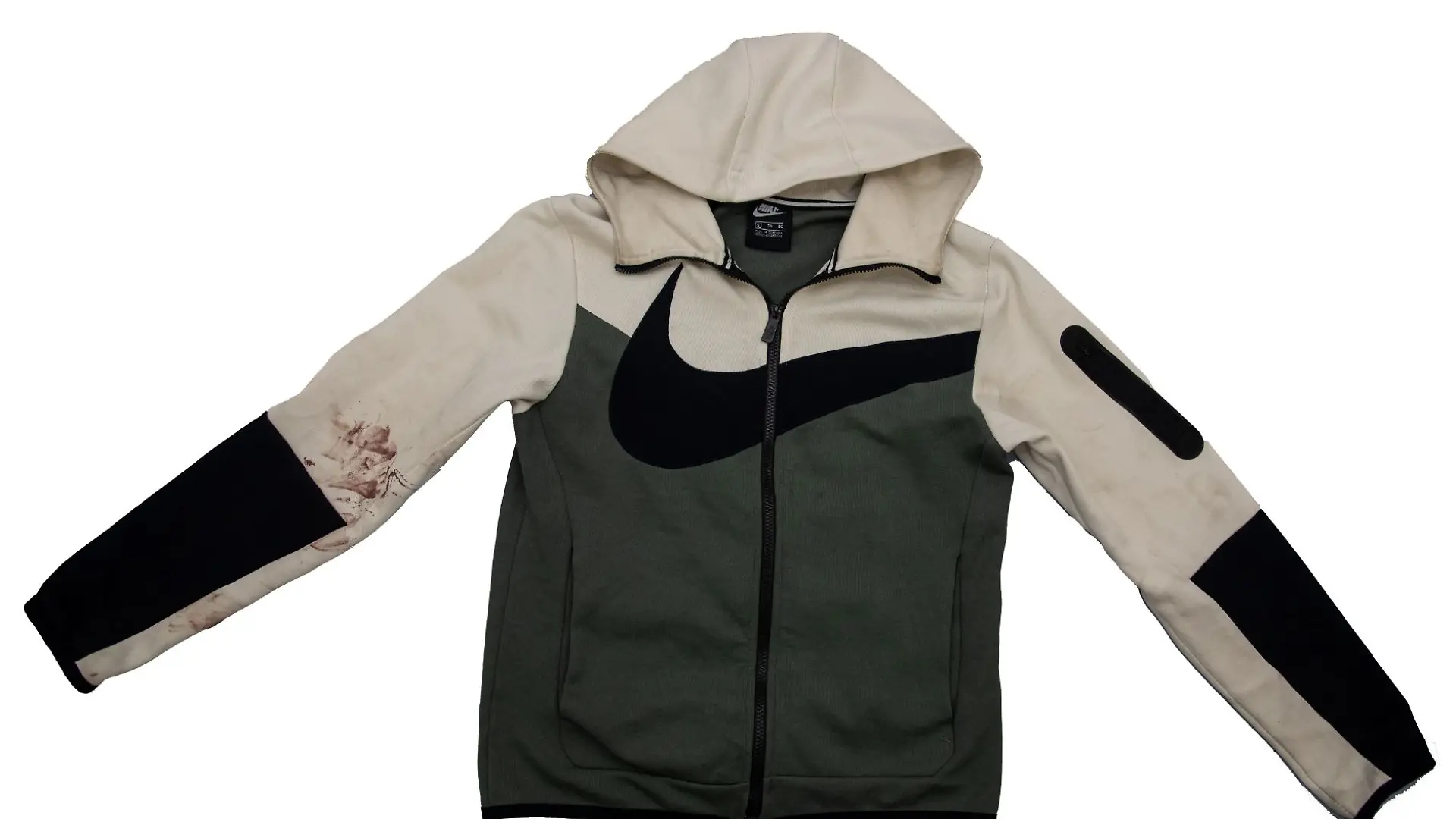 Führt diese weiß-grüne Jacke zu einem der Täter?