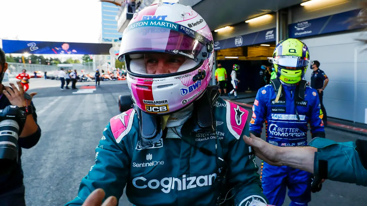 Formula 1 2021: Azerbaijan GP BAKU CITY CIRCUIT, AZERBAIJAN - JUNE 06: Sebastian Vettel, Aston Martin, 2nd position, celebrates with his team in Parc Ferme during the Azerbaijan GP at Baku City Circuit on Sunday June 06, 2021 in Baku, Azerbaijan. Photo by Glenn Dunbar / LAT Images Images PUBLICATIONxINxGERxSUIxAUTxHUNxONLY GP2106_132150_69I8074