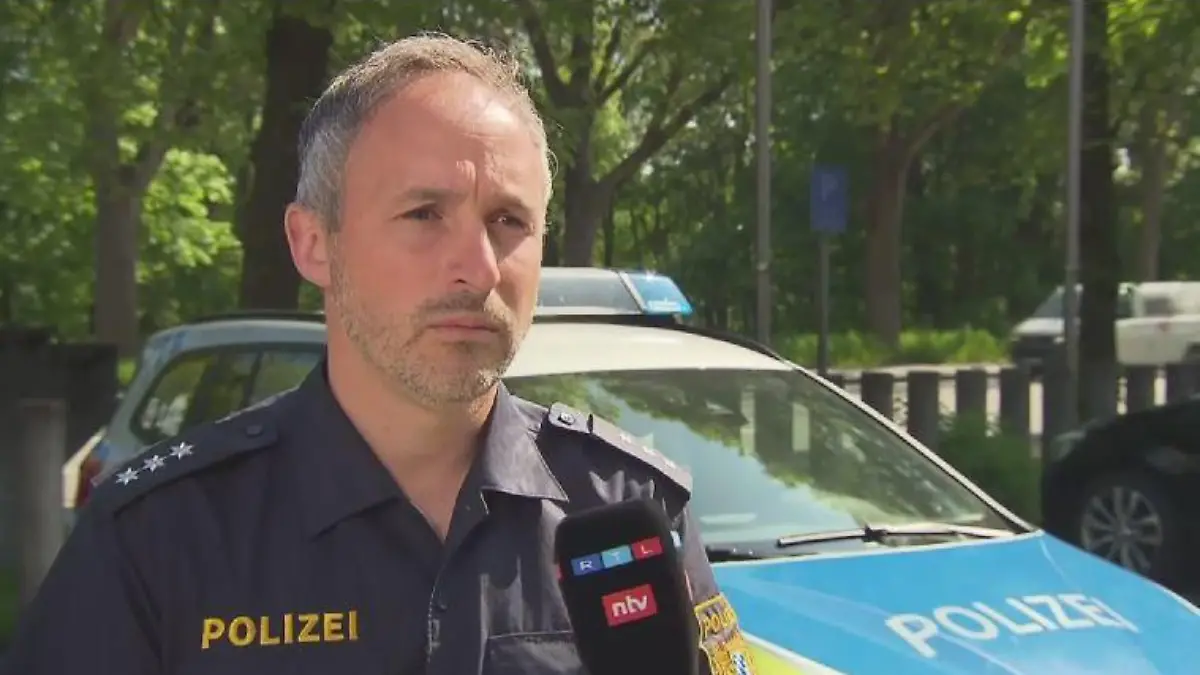 Die Polizei sucht öffentlich nach der verschwundenen 14-Jährigen aus Bayern.
