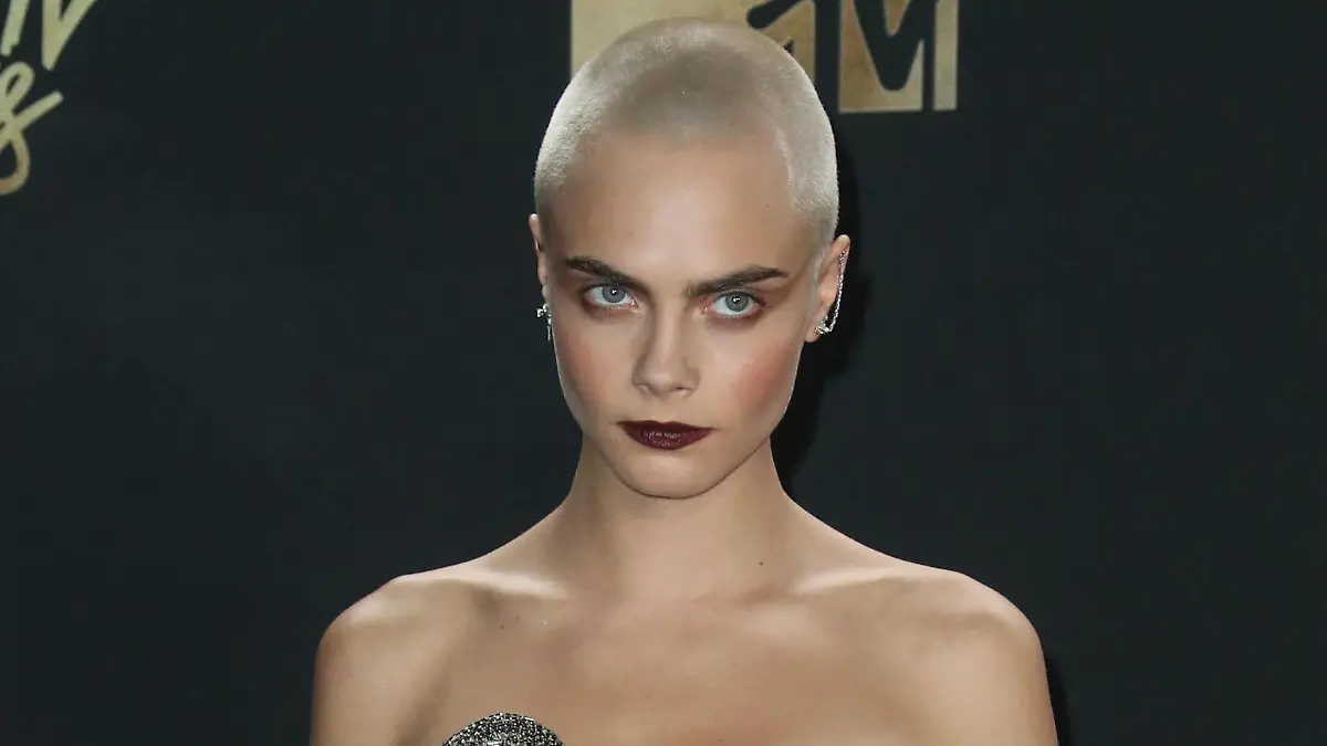2017 MTV Movie & TV Awards held at The Shrine Auditorium on May 7, 2017 in Los Angeles, California.
<P>
Pictured: Cara Delevingne
<B>Ref: SPL1494012 070517 </B><BR/>
Picture by: MTV17/Image Press/Splash News<BR/>
</P><P>
<B>Splash News and Pictures</B><BR/>
Los Angeles: 310-821-2666<BR/>
New York: 212-619-2666<BR/>
London: 870-934-2666<BR/>
photodesk@splashnews.com<BR/>
</P>
