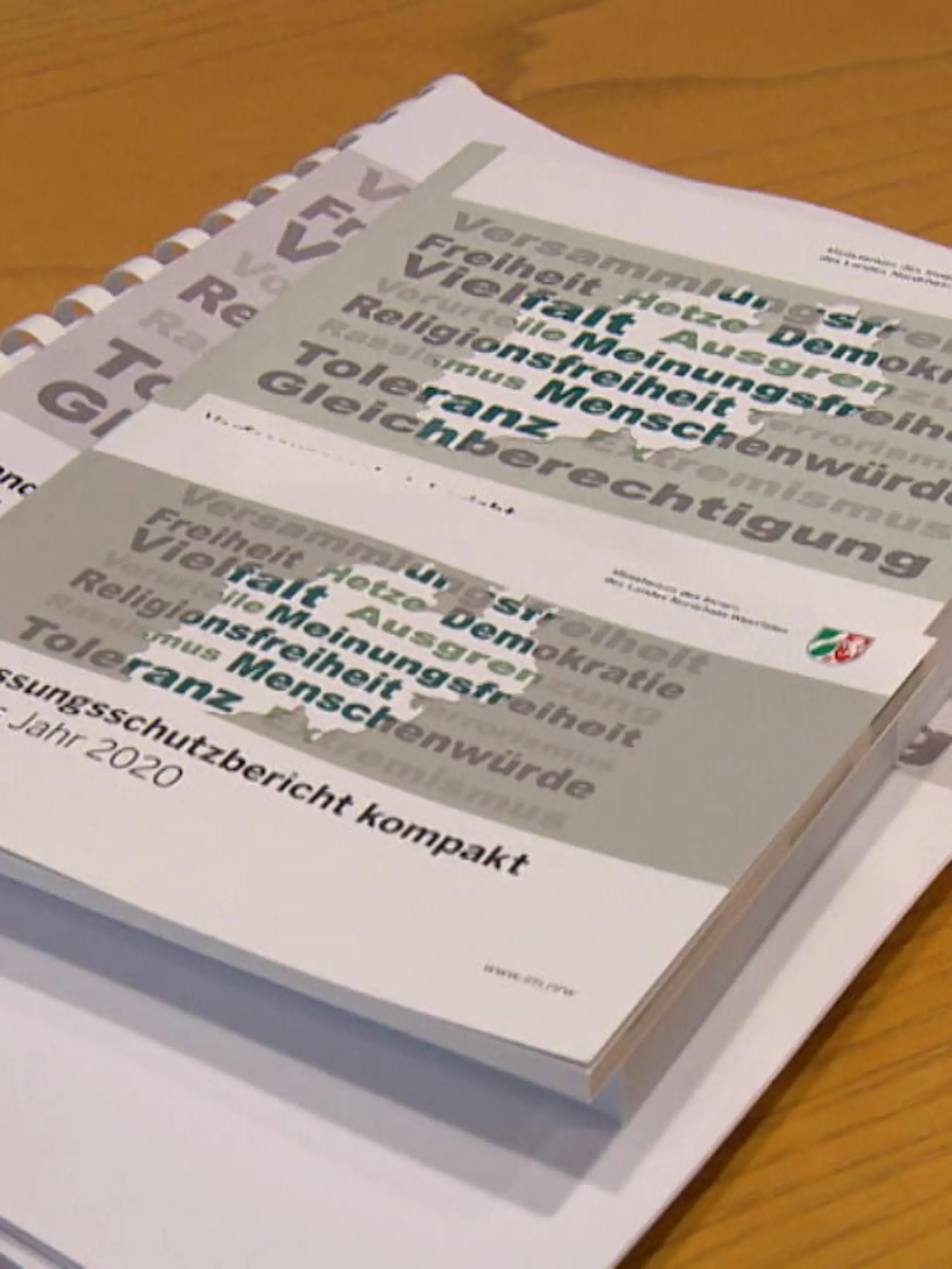 Bild zu: "NRW-Verfassungsschutzbericht"