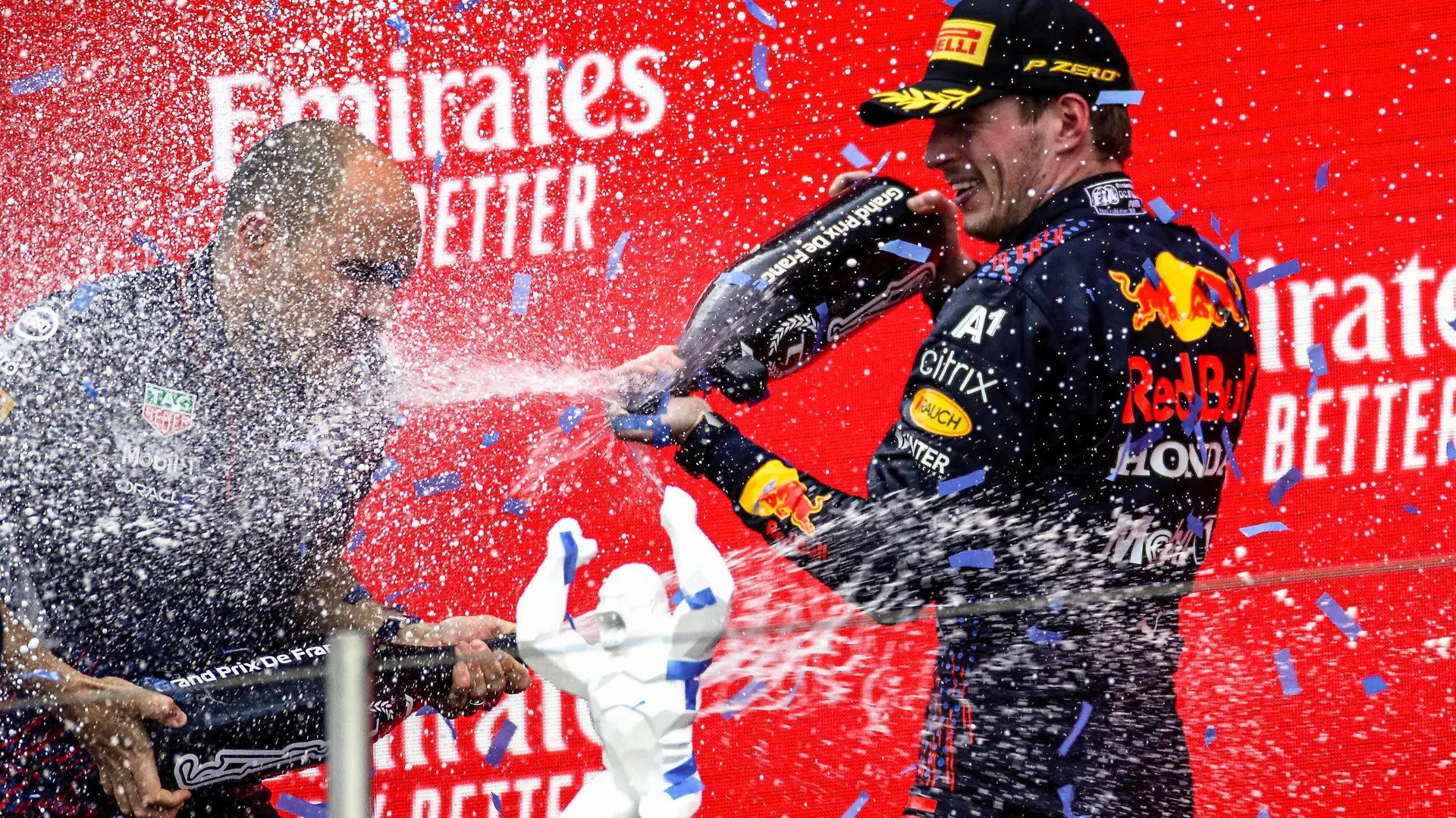 Formula 1 2021: French GP CIRCUIT PAUL RICARD, FRANCE - JUNE 20: Max Verstappen, Red Bull Racing, 1st position, and Gianpiero Lambiase, Race Engineer, Red Bull Racing, spray Champagne on the podium during the French GP at Circuit Paul Ricard on Sunday June 20, 2021 in Le Castellet, France. Photo by Drew Gibson / LAT Images Images PUBLICATIONxINxGERxSUIxAUTxHUNxONLY GP2107_144959_DG19424