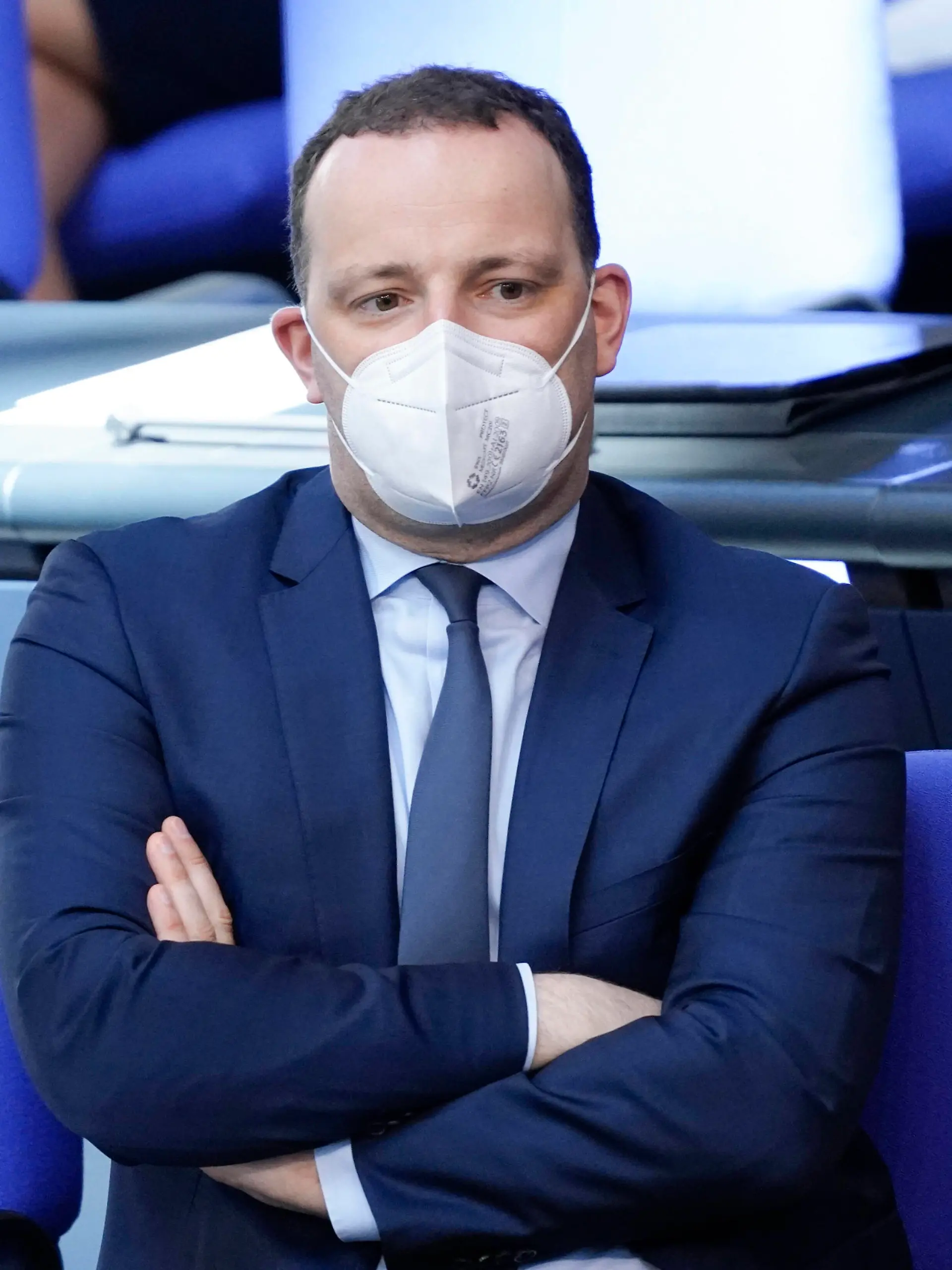  Deutscher Bundestag 234. Sitzung, Plenum und Debatte Aktuell, 11.06.2021, Berlin, Jens Spahn der Bundesminister fuer Gesundheit im Portrait auf der Regierungsbank zum Thema Epidemische Lage nationaler Tragweite bei der 234. Sitzung des Deutschen Bundestag in Berlin Berlin Berlin Deutschland *** German Bundestag 234 session, plenary and debate Current, 11 06 2021, Berlin, Jens Spahn the Federal Minister of Health in portrait on the government bench on the subject Epidemic situation of national scope at the 234 session of the German Bundestag in Berlin Berlin Germany
