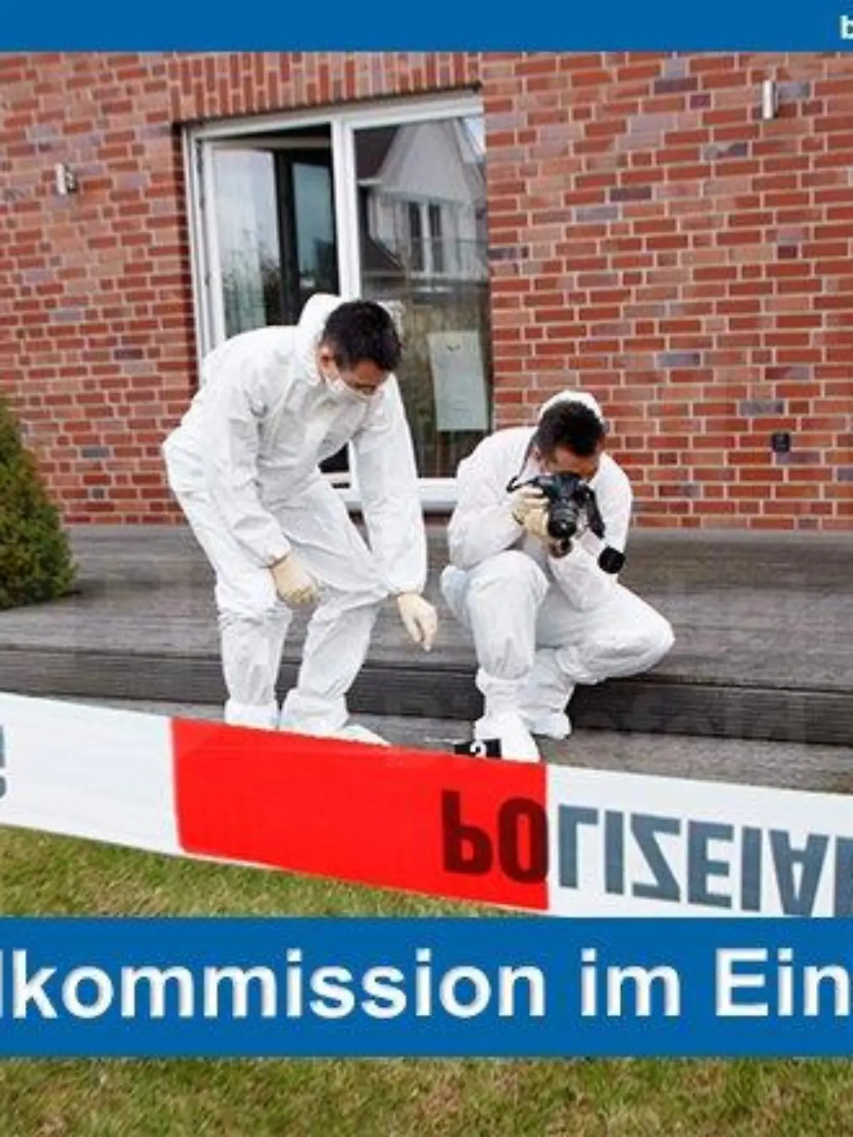 Polizeibeamte aus Lippe mussten einen Mann überwältigen. Dieser verschanzte sich zuvor in einer Wohnung mit seinen Kindern und legte ein Feuer. (Symbolbild)