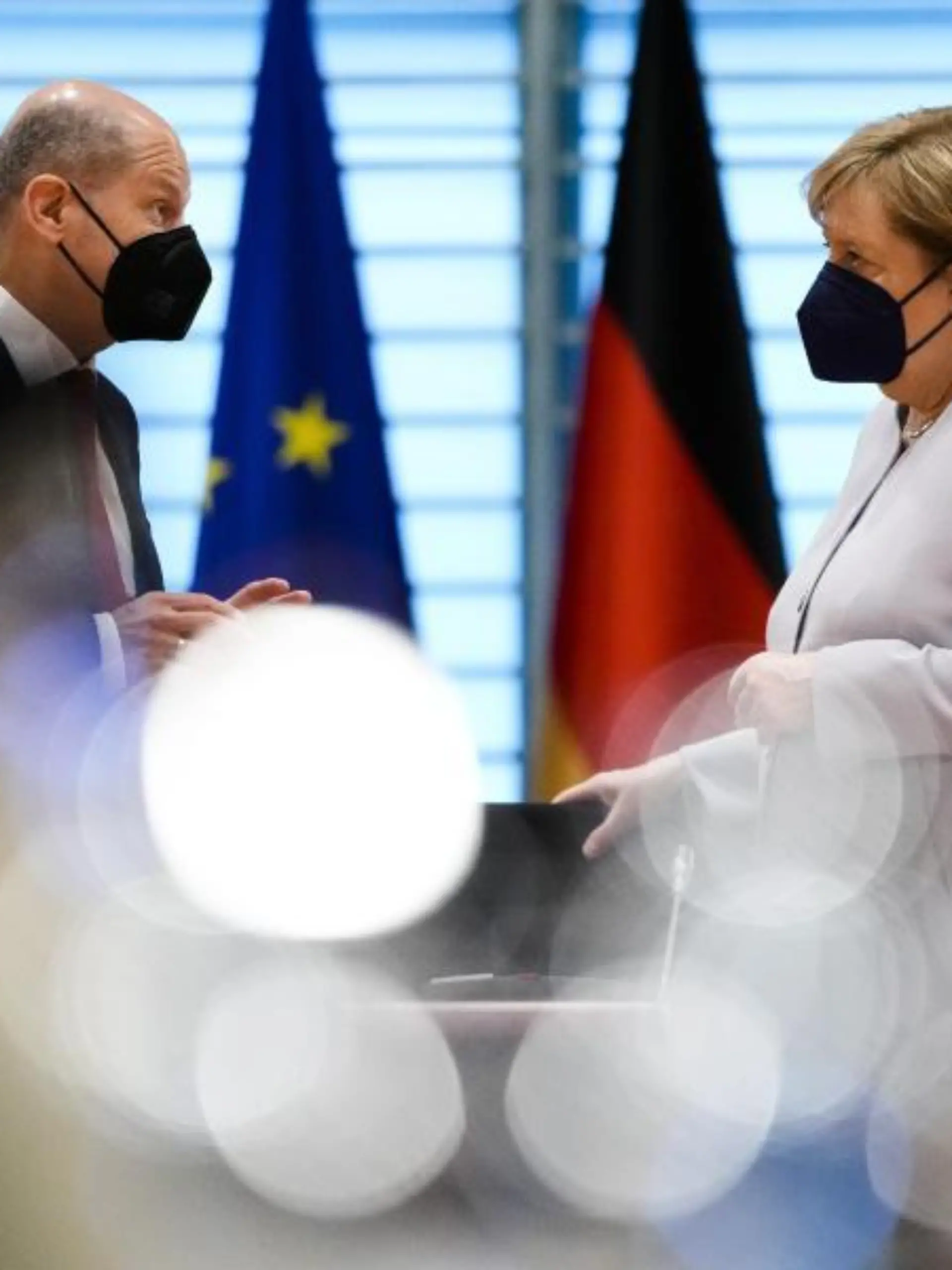 Scholz und Merkel