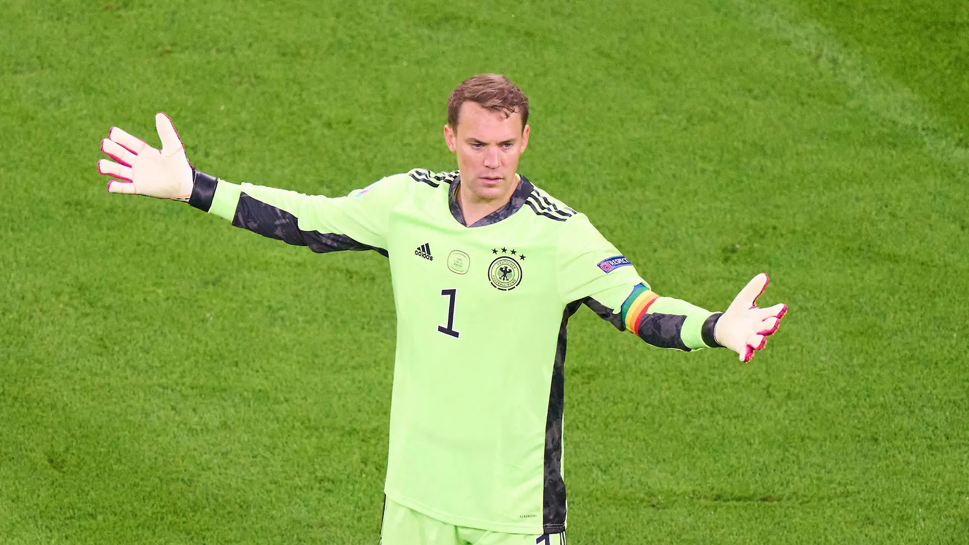Manuel NEUER, DFB 1 goalkeeper, in the Group F match FRANCE - GERMANY 1-0 at the football UEFA European Championships 2020 in Season 2020/2021 on June 15, 2021 in Munich, Germany.