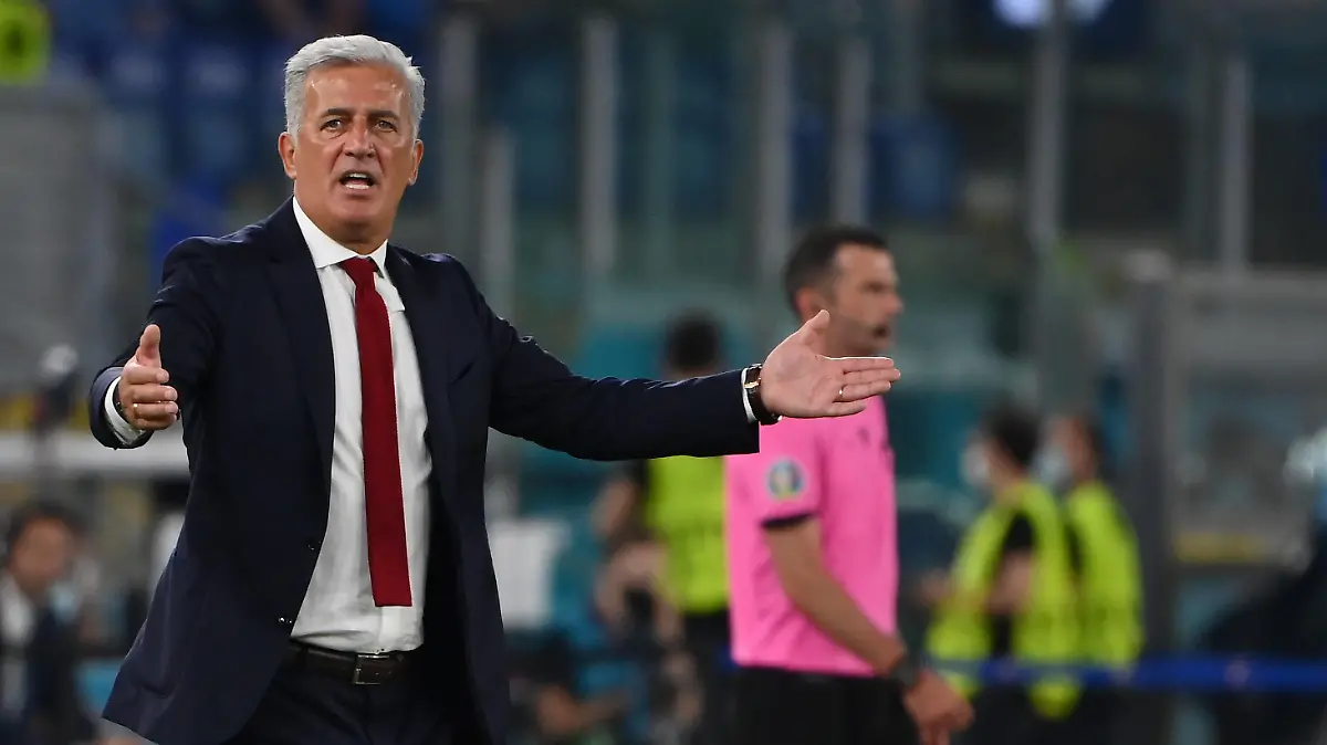 Photo Alfredo Falcone - LaPresse 16/06/2021 Roma Italy Soccer Italy - Switzerland European Football Championship - Olimpico Stadium of Roma In the pic: Vladimir Petkovic PUBLICATIONxNOTxINxITAxFRAxCHN Copyright: xALFREDOxFALCONE/LaPressex 