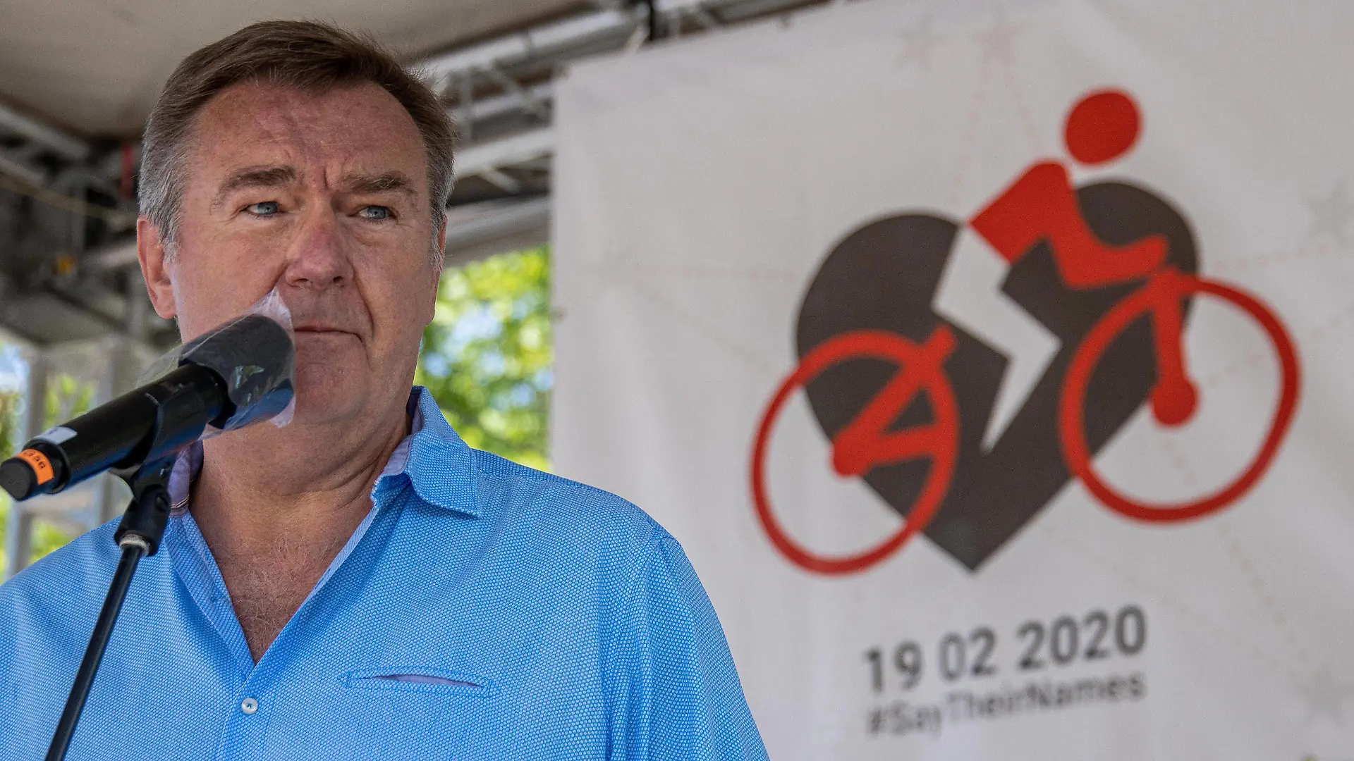 19.06.2021, xpsx, Lokal Hanau Sternfahrt zum Gedenken an die Hanauer Anschlagsopfer v.l. Fahrrad Anschlag Hanau Opfer, Radfahren, 19.02.2020, say their names Oberbürgermeister Claus Kaminsky, Hanau Hessen Deutschland DEU *** 19 06 2021, xpsx, local Hanau rally in memory of Hanau attack victims v l bicycle attack Hanau victims, cycling, 19 02 2020, say their names Lord Mayor Claus Kaminsky, Hanau Hesse Germany DEU