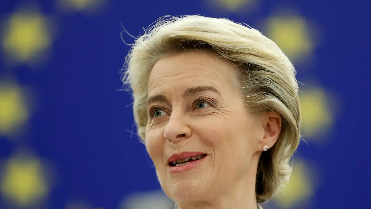 08.06.2021, Frankreich, Straßburg: Ursula von der Leyen, Präsidentin der Europäischen Kommission, spricht im Europäischen Parlament. Der Sitz des EU-Parlaments in Straßburg wurde erstmalig für eine Plenarsitzung geöffnet, nachdem er wegen der Corona-Pandemie über ein Jahr lang geschlossen war. Foto: Jean-Francois Badias/AP-Pool/dpa +++ dpa-Bildfunk +++