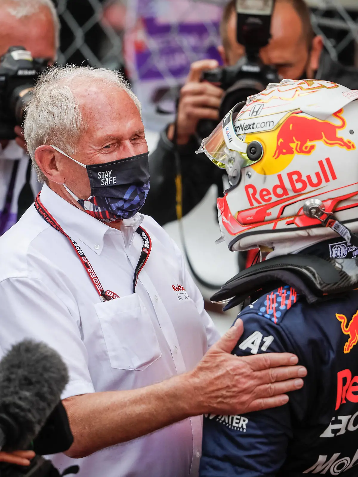Helmut Marko, Max Verstappen und Red Bull heizen Mercedes dieses Jahr in der Formel 1 kräftig ein