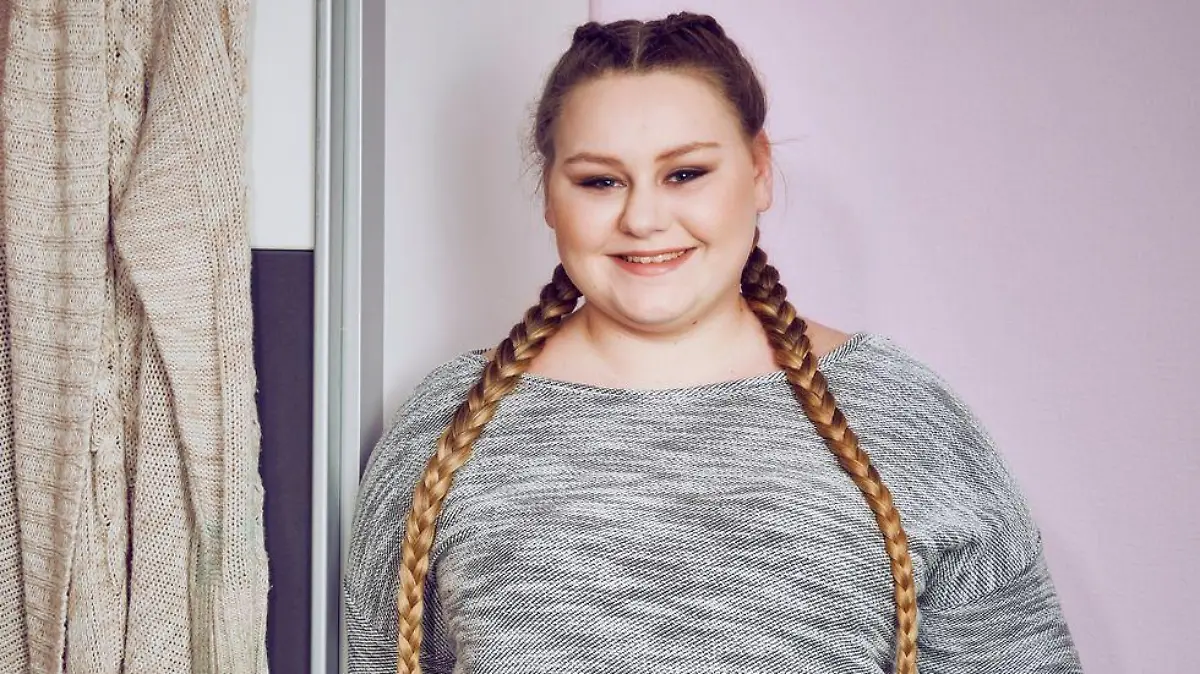 Sarah-Jane Wollny hätte eigentlich eine Zwillingsschwester