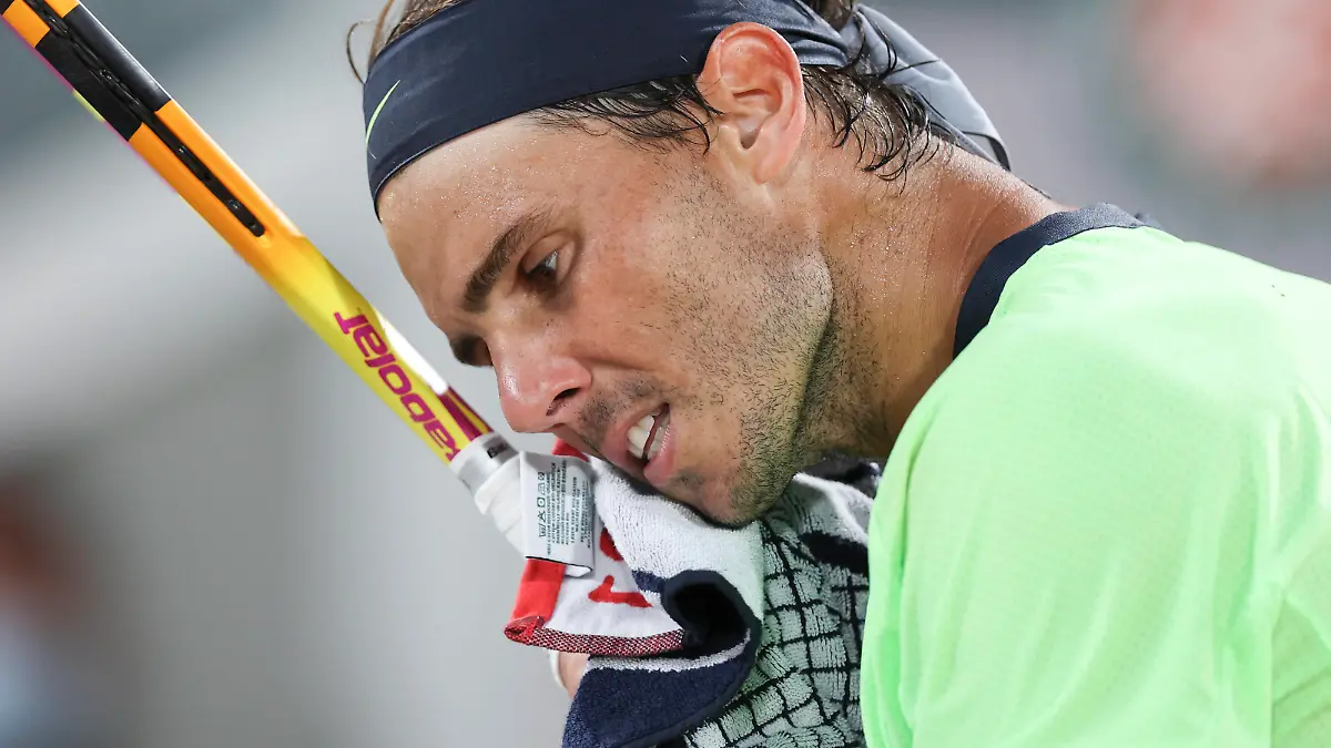 Rafael Nadal ESP Tennis - French Open 2021 - Grand Slam - Roland Garros - Paris - - France - 11 June 2021. *** Rafael Nadal ESP Tennis French Open 2021 Grand Slam Roland Garros Paris France 11 June 2021 Copyright: xJuergenxHasenkopfx 