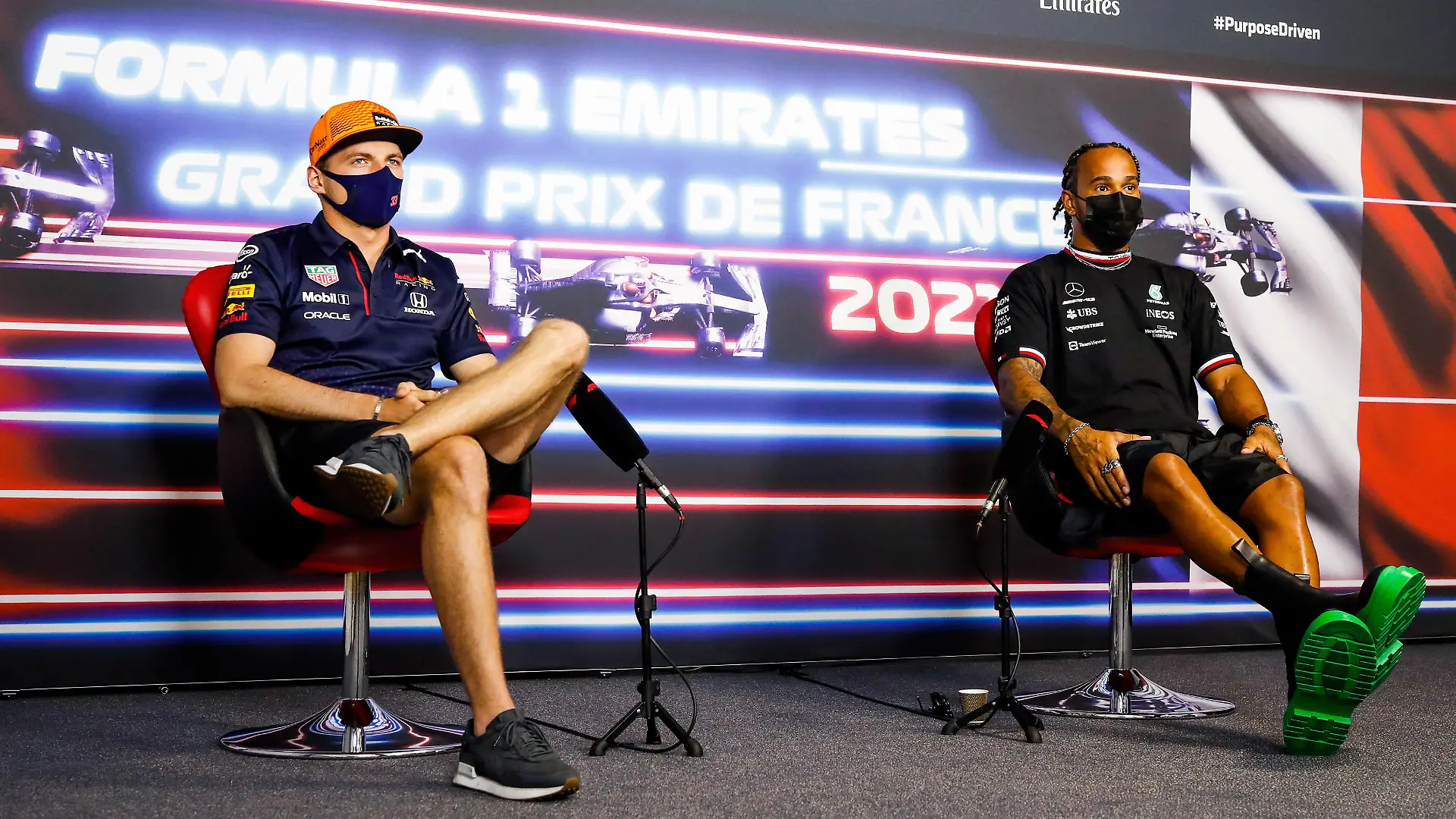 LE CASTELLET, FRANCE - JUNE 17: Max Verstappen of Netherlands and Red Bull Racing and Lewis Hamilton of Great Britain and Mercedes GP talk in the Drivers Press Conference during previews ahead of the F1 Grand Prix of France at Circuit Paul Ricard on June 17, 2021 in Le Castellet, France. (Photo by Antonin Vincent - Pool/Getty Images)
