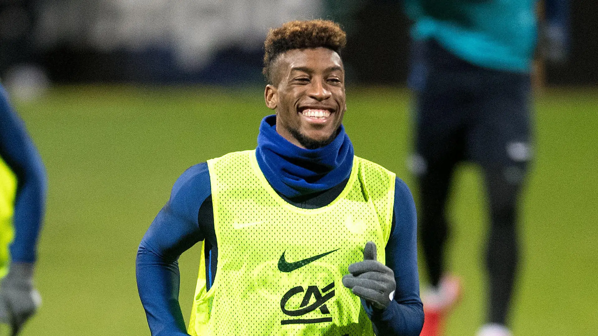 ARCHIV - 13.11.2017, Nordrhein-Westfalen, Köln: Fußball, Nationalmannschaft, Frankreich\ Training der Nationalmannschaft am 13.11.2017 im Südstadion in Köln. Kingsley Coman läuft sich warm. (Zu dpa "Geburt seines Kindes: Stürmer Coman verlässt französisches Quartier") Foto: picture alliance / Marius Becker/dpa +++ dpa-Bildfunk +++
