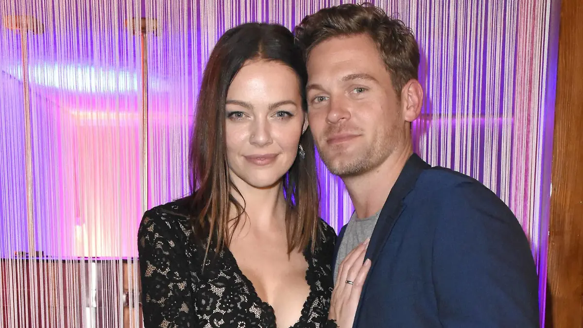 Kristina Dörfer mit Gatte Joscha Kiefer bei der VIP-Premiere Showtime in Schuhbecks Teatro im Spiegelzelt. München, 25.10.2018 *** Kristina Dörfer with husband Joscha Kiefer at the VIP Premiere Showtime in Schuhbecks Teatro in the Spiegelzelt Munich 25 10 2018 Foto:xP.xSchönbergerx/xFuturexImage  