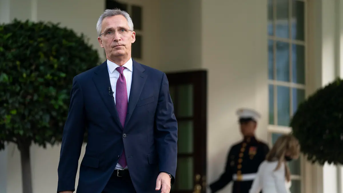 07.06.2021, USA, Washington: Jens Stoltenberg, NATO-Generalsekretär,kommt aus dem nach Weißen Haus einem Treffen mit US-Präsident Biden. Foto: Evan Vucci/AP/dpa +++ dpa-Bildfunk +++