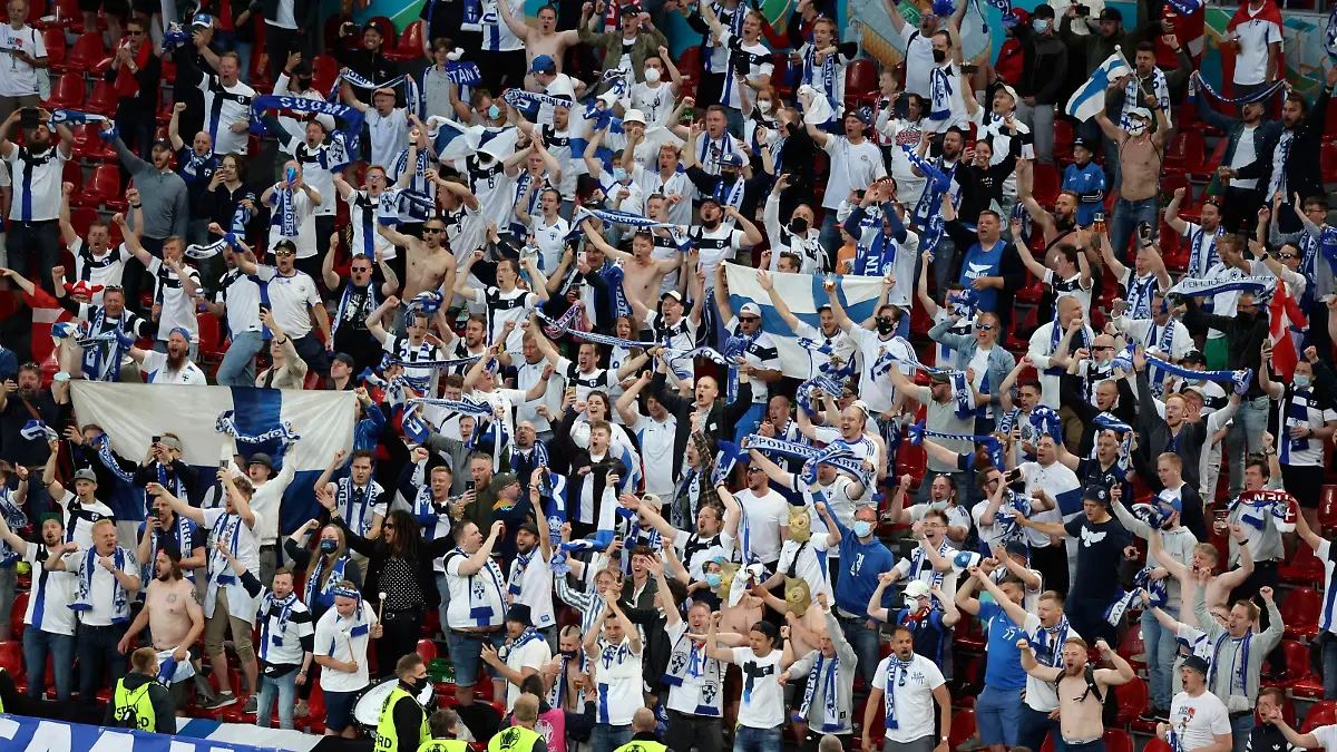 Finnische Fans