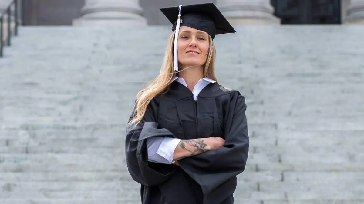 Ginny Burton nahm ihr Leben lang Drogen, darunter Meth und Heroin. Doch sie bekam die Kurve und erhielt ein begehrtes Stipendium.