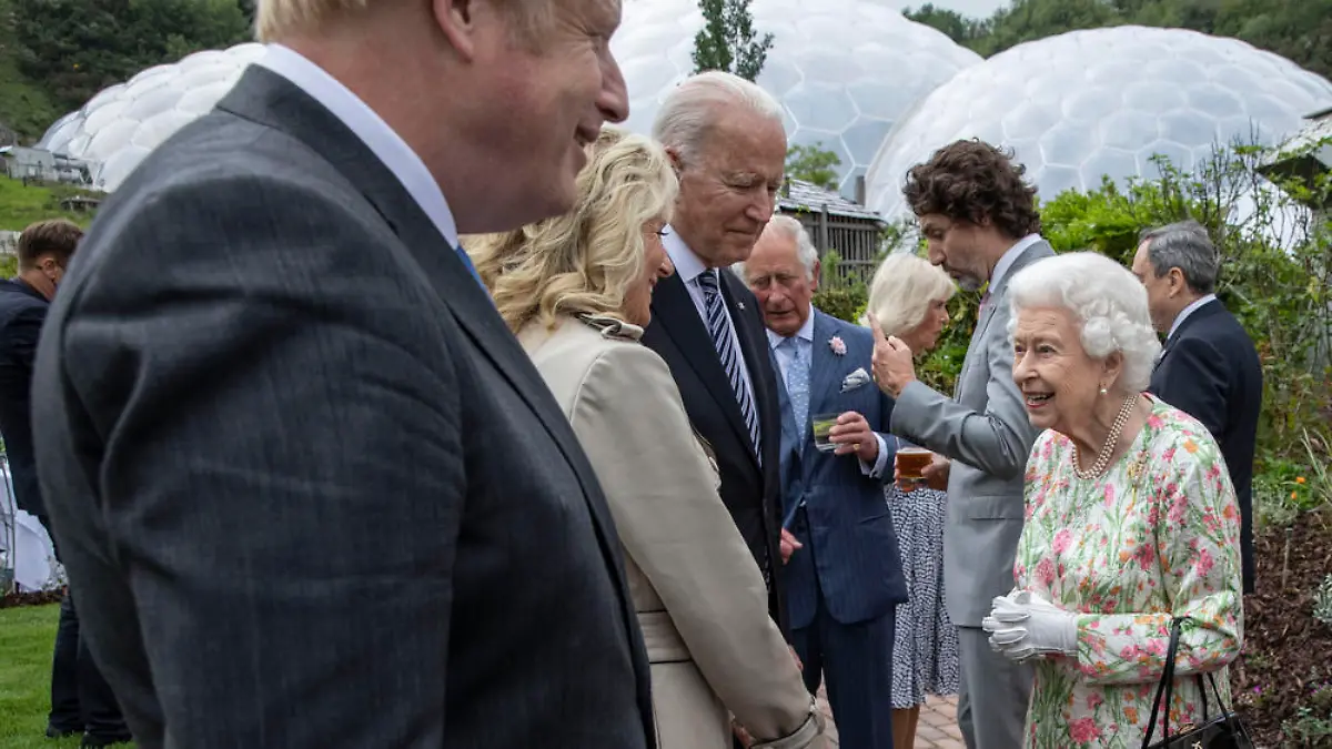 Ein entspannter Abend mit der Queen und US-Präsident Joe Biden