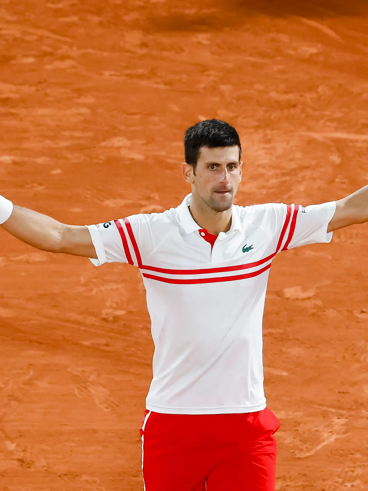 Novak Djokovic schlägt Rafael Nadal im Halbfinale der French Open