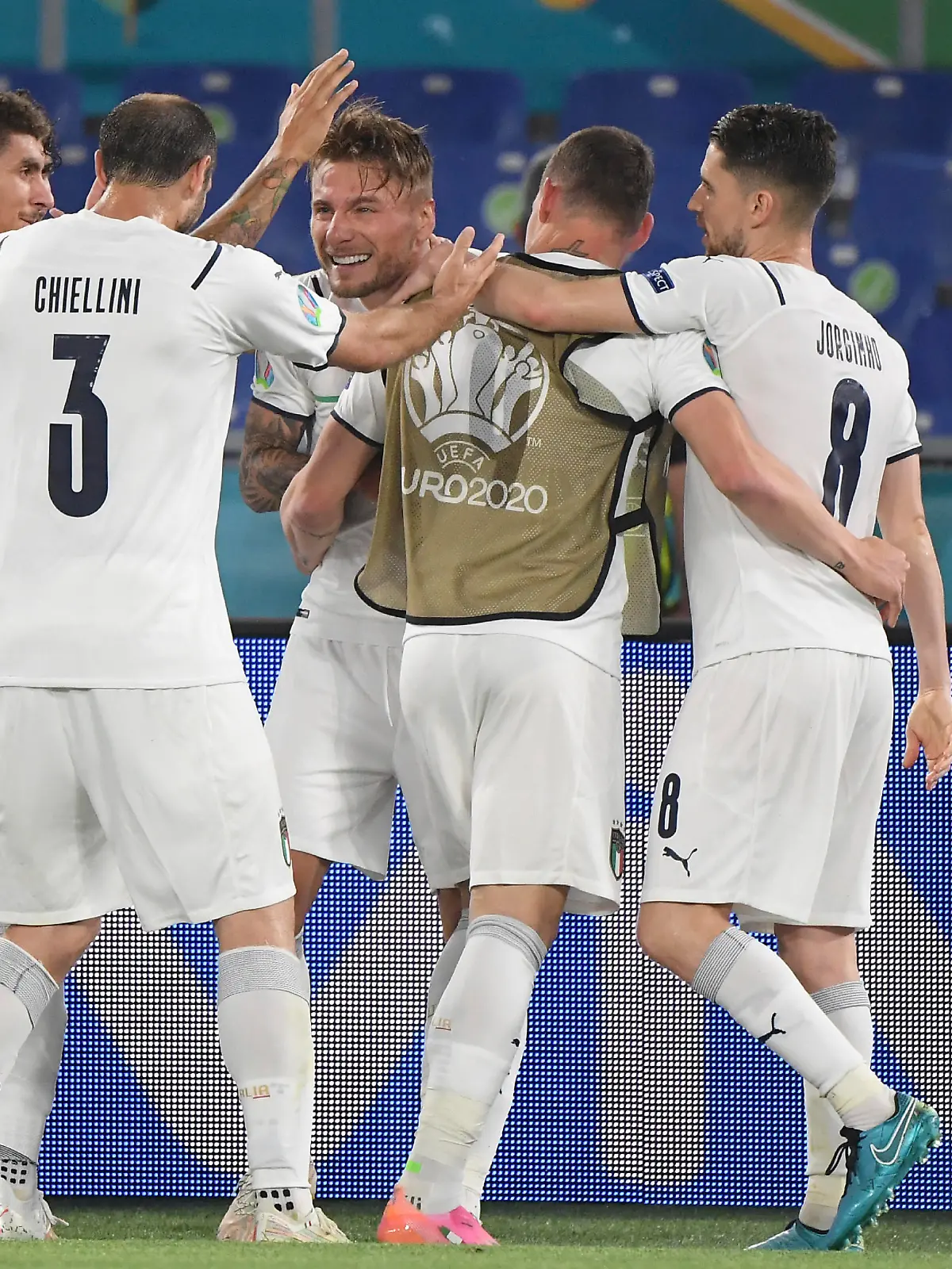 Italien gewint EM-Auftaktspiel gegen die Türkei mit 3:0