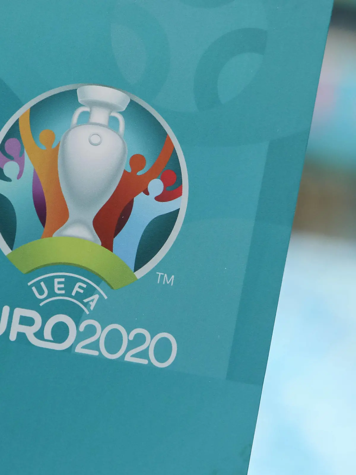  UEFA EURO, EM, Europameisterschaft,Fussball 2020 Trophy Tour UEFA Euro 2020 logo is seen during a media tour at Gazprom Arena stadium, one of the host venues of the tournament, on May 22, 2021 in Saint Petersburg, Russia. Saint Petersburg Russia kireev-notitle210522_npW7U PUBLICATIONxNOTxINxFRA Copyright: xMikexKireevx 
