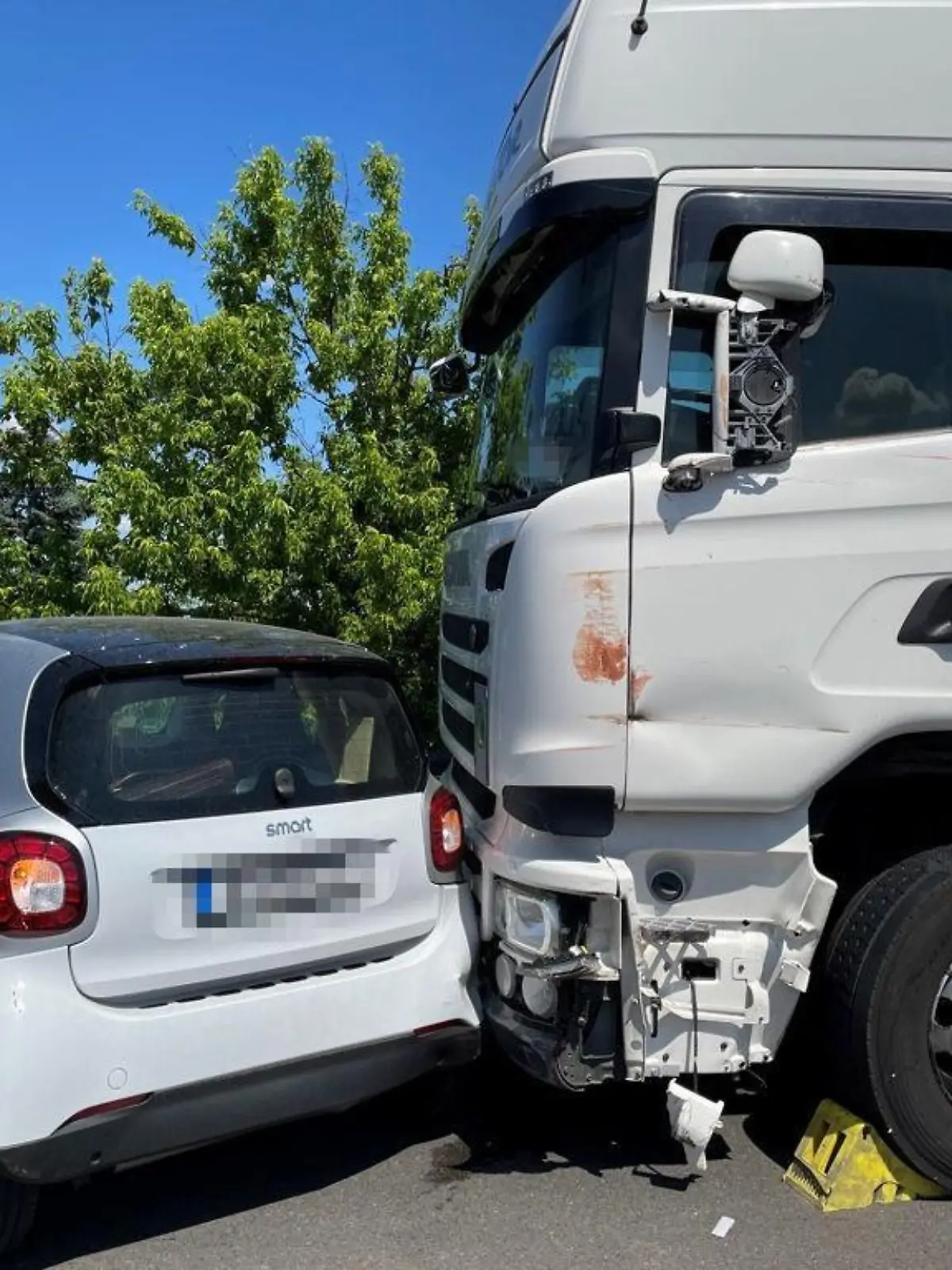 Lkw-Unfall A100 Berlin