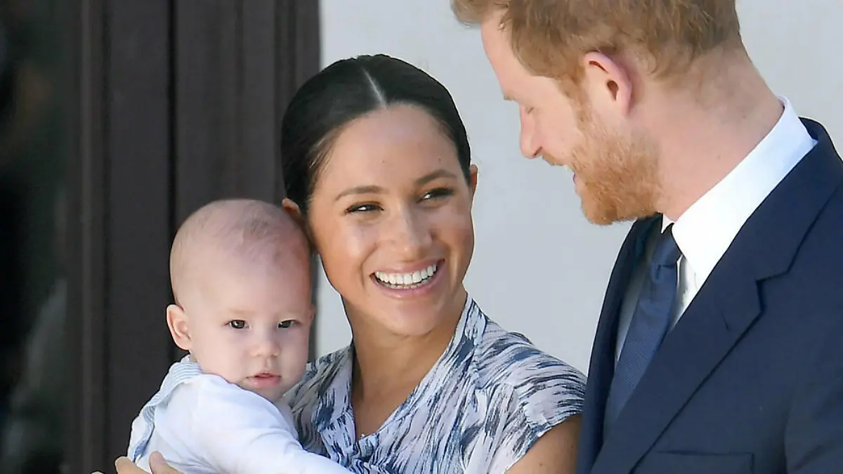 Prinz Harry und Herzogin Meghan haben Archie auf das Baby vorbereitet