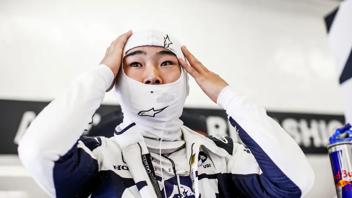 BAKU, AZERBAIJAN - JUNE 05: Yuki Tsunoda of Scuderia AlphaTauri and Japan during qualifying ahead of the F1 Grand Prix of Azerbaijan at Baku City Circuit on June 05, 2021 in Baku, Azerbaijan. (Photo by Peter Fox/Getty Images)