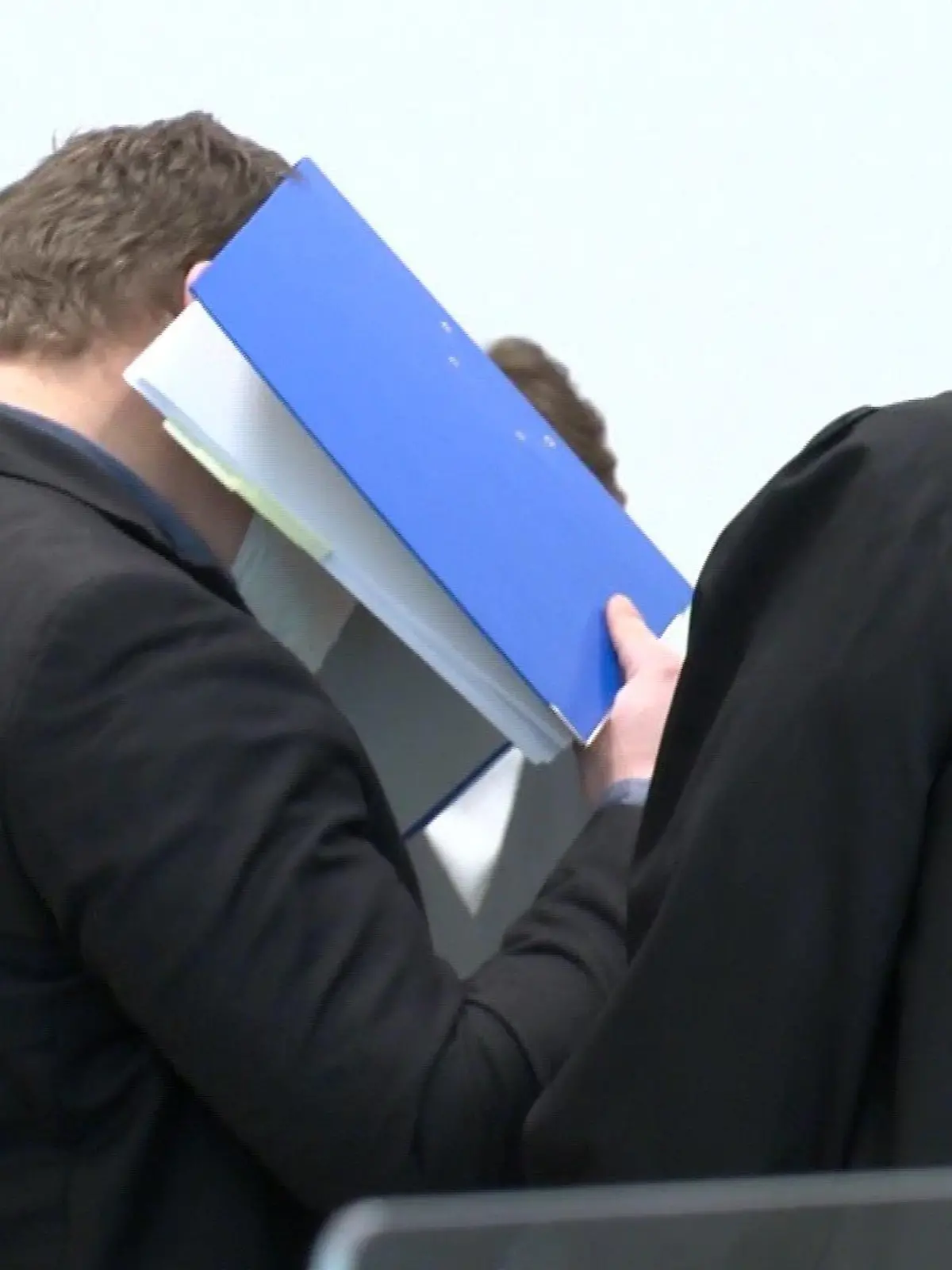 Der Mann (39) muss sich ab heute vor dem Gericht in Nürnberg verantworten.
