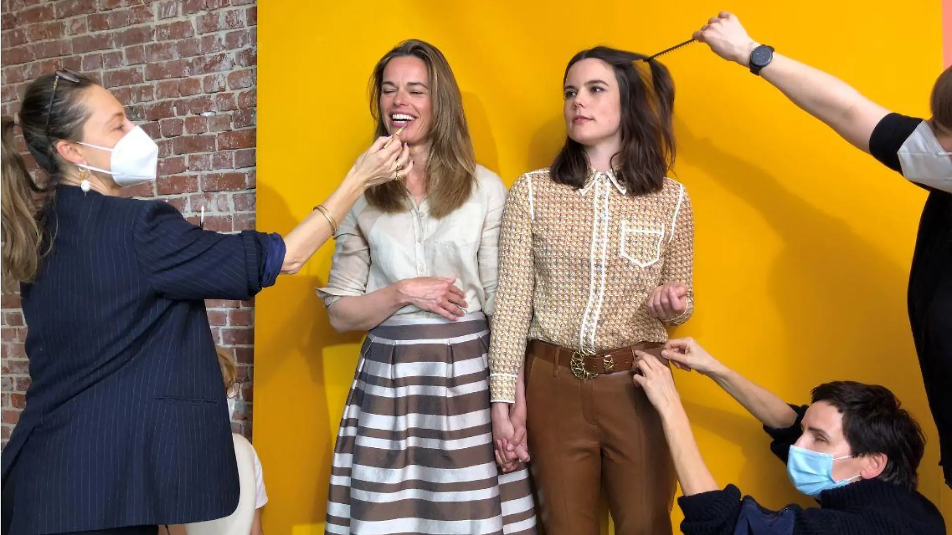 Professionelles Styling sind Susanne Böhm und Linda Mürtz auf von RTL Nord gewohnt, aber nicht so.