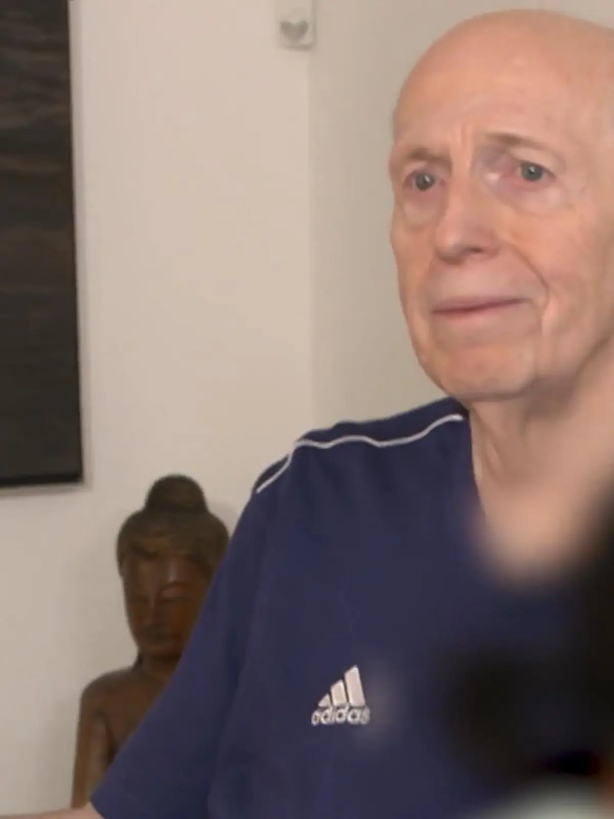 Reiner Calmund hat über 80 Kilo abgespeckt - und seine Tochter Nisha (10) ist richtig stolz auf ihn. Was für ein rührendes Willkommensgeschenk sie ihm nach seiner letzten OP macht, sehen Sie im Video!