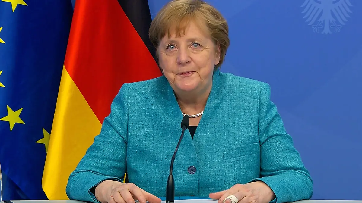 Deutschland, Berlin , 19.05.2021 PK-Merkel zum Ruecktritt von Bundesfamilienministerin Franziska Giffey Foto: Bundeskanzlerin Angela Merkel bei der Presseerklaerung digitale Fotos der Uebertragung PK-Merkel zum Ruecktritt von Bundesfamilienministerin Franziska Giffey *** Germany, Berlin , 19 05 2021 PK Merkel on the resignation of Federal Minister for Family Affairs Franziska Giffey Photo Federal Chancellor Angela Merkel at the press conference digital photos of the broadcast PK Merkel on the resignation of Federal Minister for Family Affairs Franziska Giffey 