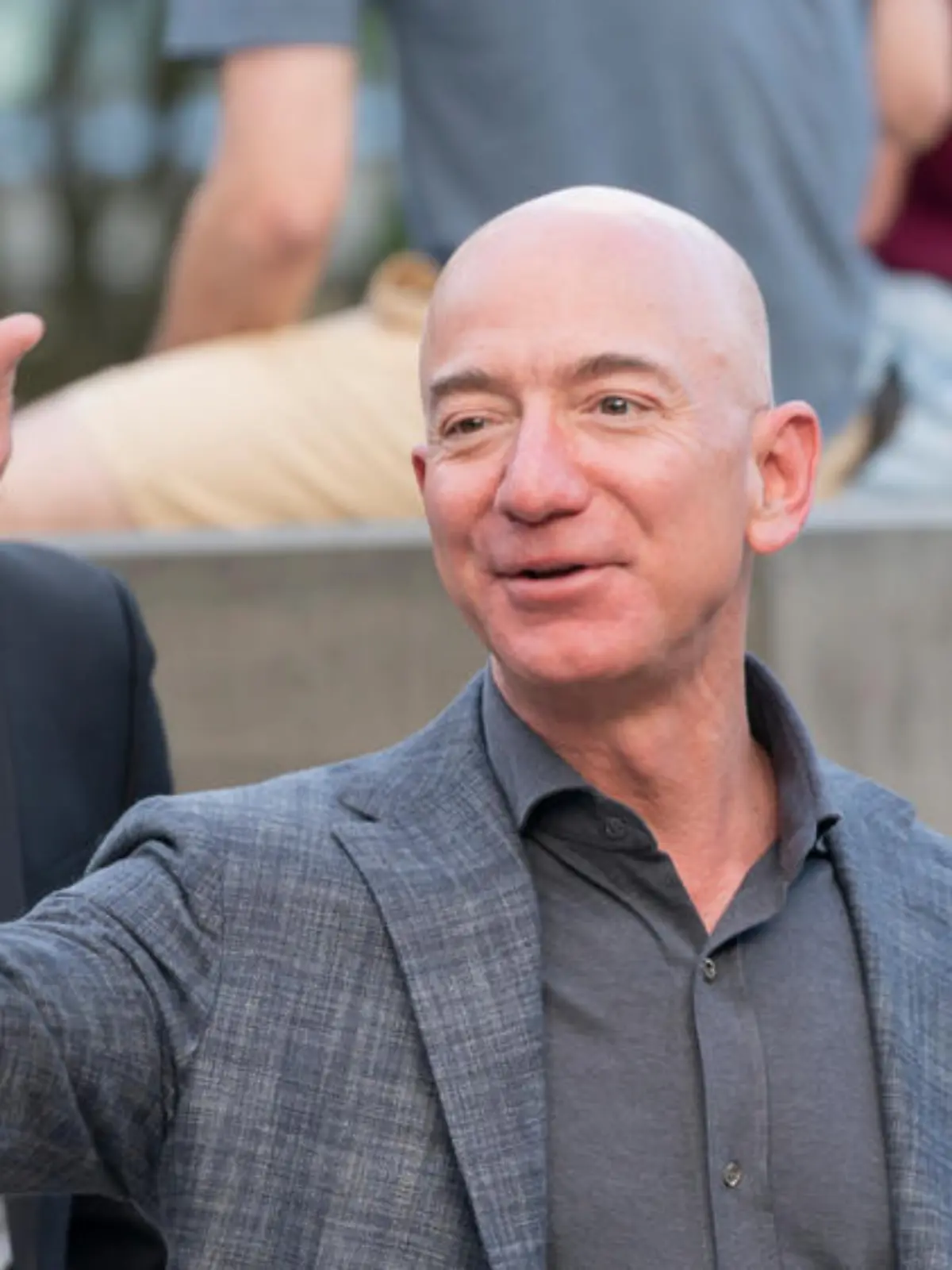 Amazon-Gründer Jeff Bezos fliegt im Juli ins Weltall