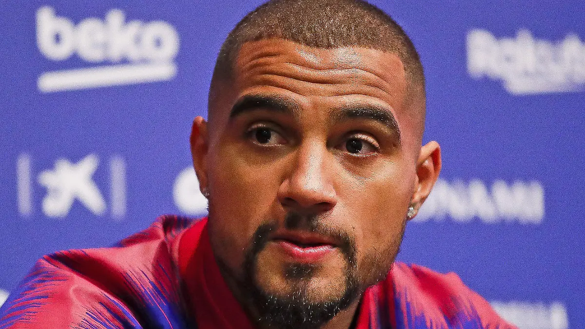 ARCHIV - 22.01.2019, Spanien, Barcelona: Kevin-Prince Boateng spricht bei der Pressekonferenz. Boateng hat die Nicht-Nominierung seines Halbbruders Jérôme für die Fußball-EM erstaunt.(zu dpa «Kevin-Prince Boateng: Nicht-Nominierung von Jérôme «überraschend»») Foto: Marc Dominguez/ZUMA Wire/dpa +++ dpa-Bildfunk +++