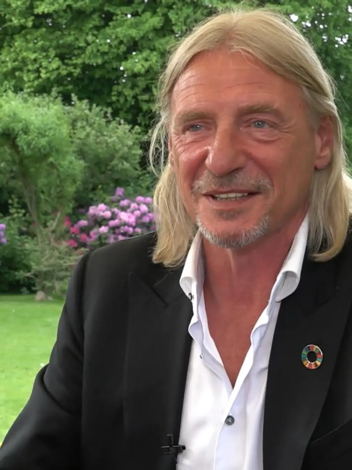 Wie tickt Multi-Millionär Frank Otto? RTL besucht ihn zu Hause.