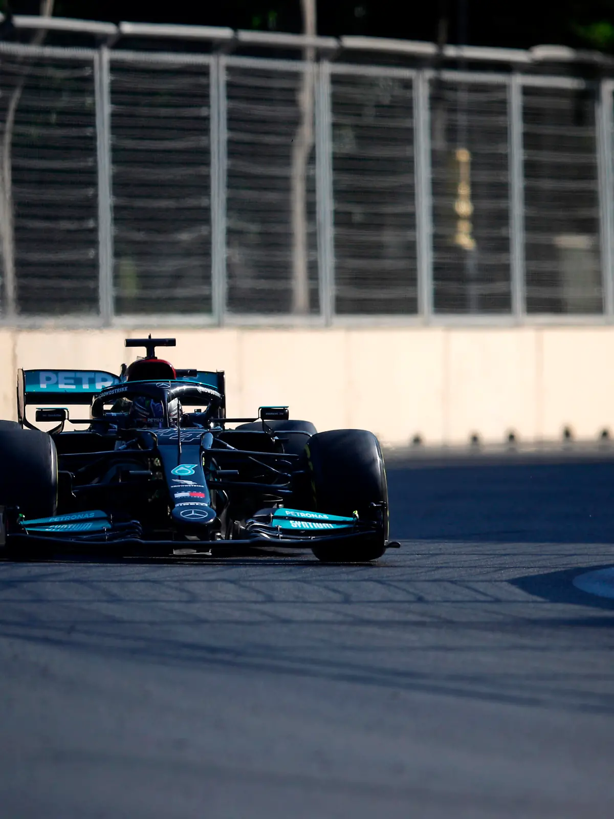 Formula One F1 - Azerbaijan Grand Prix - Baku City Circuit, Baku, Azerbaijan - June 4, 2021 Mercedes' Lewis Hamilton in action during practice REUTERS/Anton Vaganov