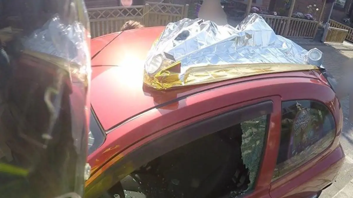 Polizei befreit Kind aus Auto