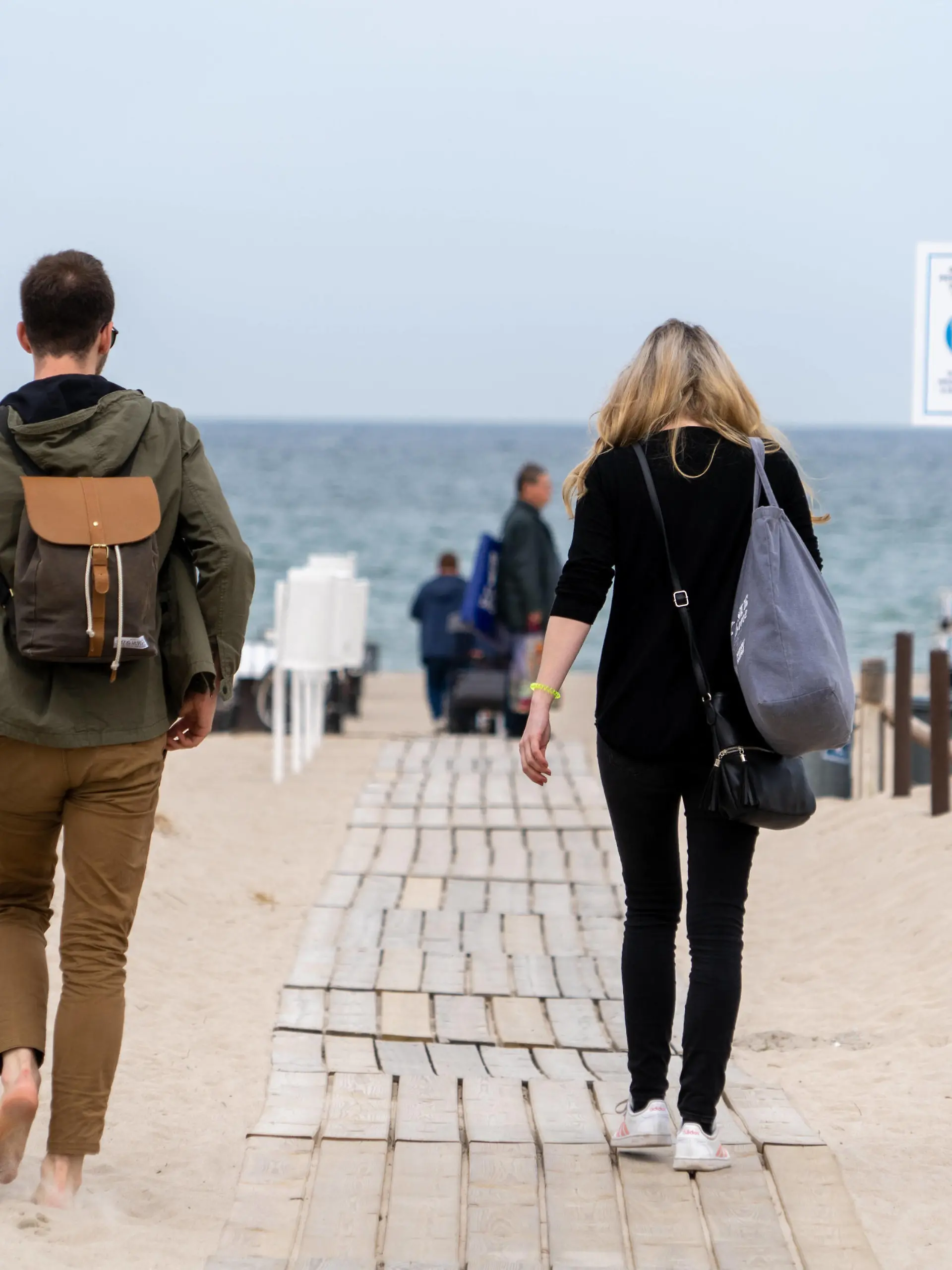  Mecklenburg-Vorpommern bereitet sich auf die Wiedereröffnung des Tourismus vor Strandszene aus Rostock-Warnemünde vor der bevorstehenden Wiedereröffnung nach dem Lockdown -Mecklenburg-Vorpommern bereitet sich auf die Wiedereröffnung des Tourismus vor Strandszene aus Rostock-Warnemünde vor der bevorstehenden Wiedereröffnung nach dem Lockdown -, Rostock Mecklenburg-Vorpommern Deutschland Warnemünde *** Mecklenburg Vorpommern prepares for the reopening of tourism Beach scene from Rostock Warnemünde before the upcoming reopening after the lockdown Mecklenburg Vorpommern prepares for the reopening of tourism Beach scene from Rostock Warnemünde before the upcoming reopening after the lockdown , Rostock Mecklenburg Vorpommern Germa