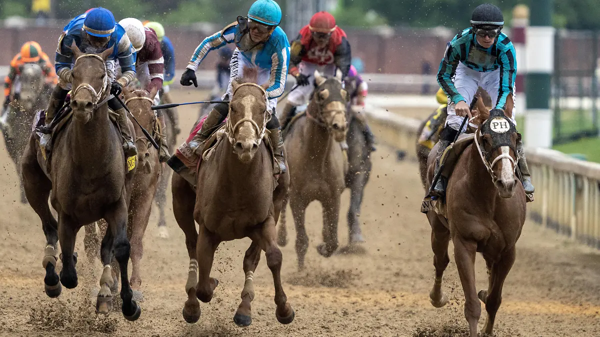 Mage ridden by Javier Castellano C wins the 149th running of the Kentucky Derby at Churchill Downs on Saturday, Mary 6, 2023. Angel of Empire at left placed third and at right is second place Two Phil s. PUBLICATIONxINxGERxSUIxAUTxHUNxONLY KYP20230506122 PATxBENIC