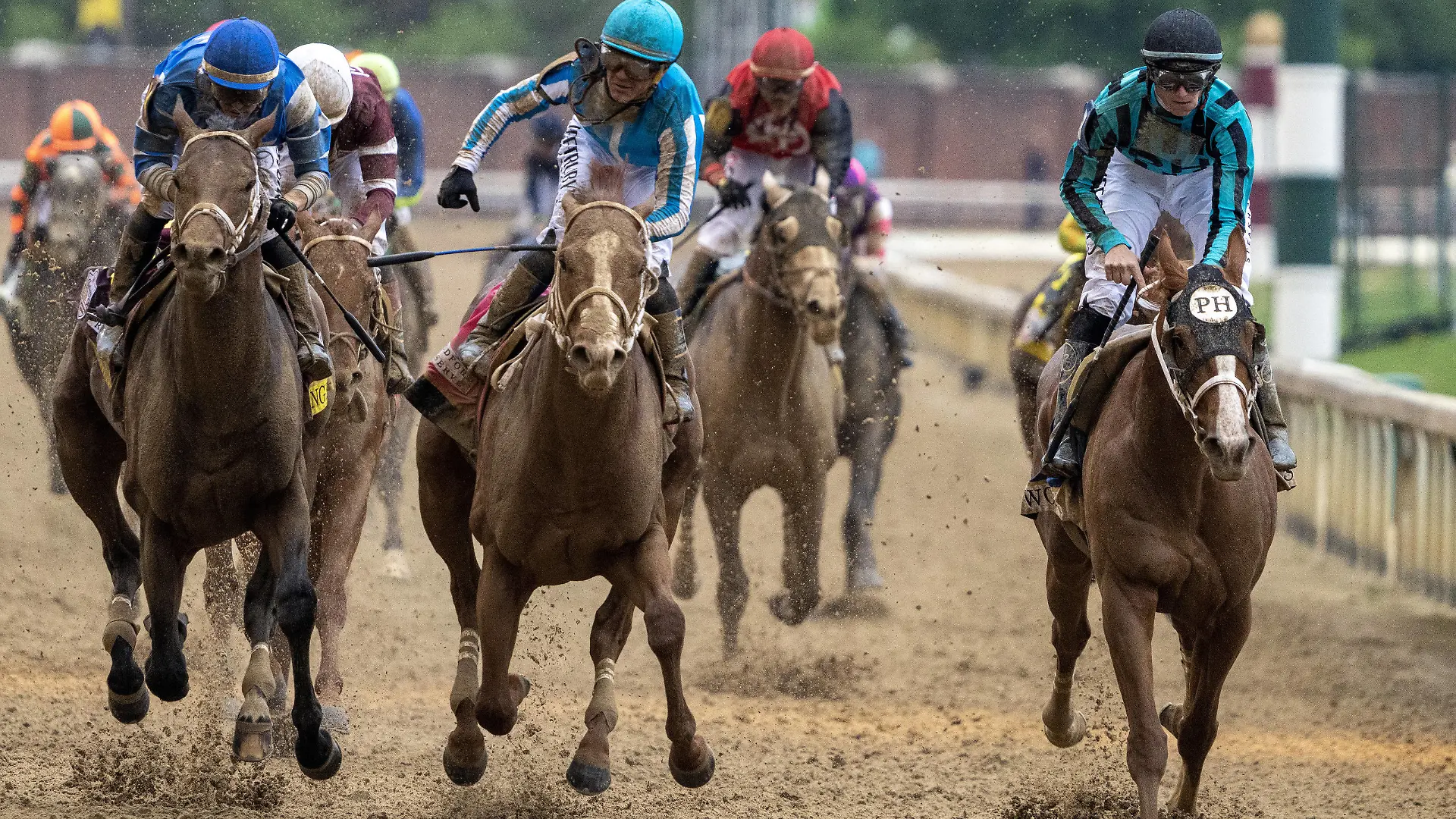 Mage ridden by Javier Castellano C wins the 149th running of the Kentucky Derby at Churchill Downs on Saturday, Mary 6, 2023. Angel of Empire at left placed third and at right is second place Two Phil s. PUBLICATIONxINxGERxSUIxAUTxHUNxONLY KYP20230506122 PATxBENIC