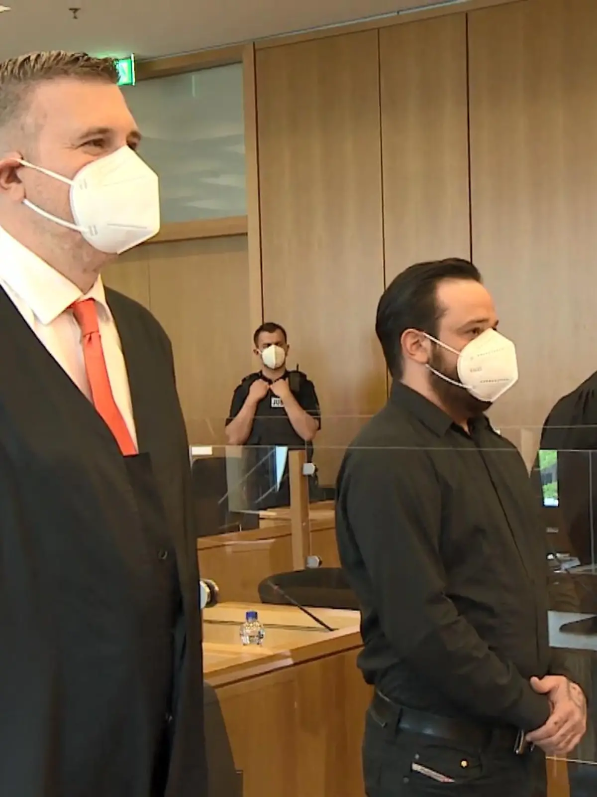 Bild zu: "Deniz Naki auf Anklagebank"