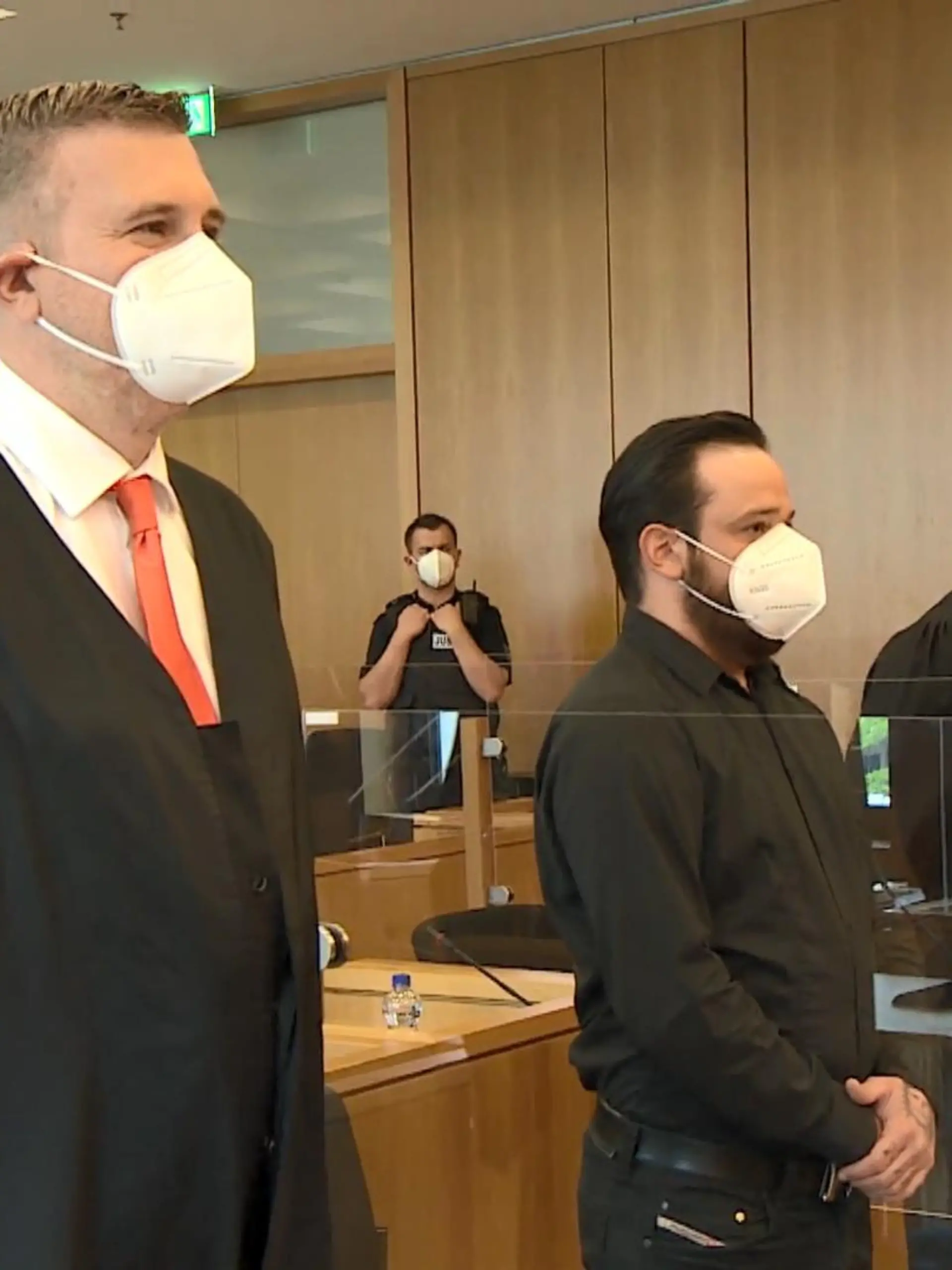 Bild zu: "Deniz Naki auf Anklagebank"