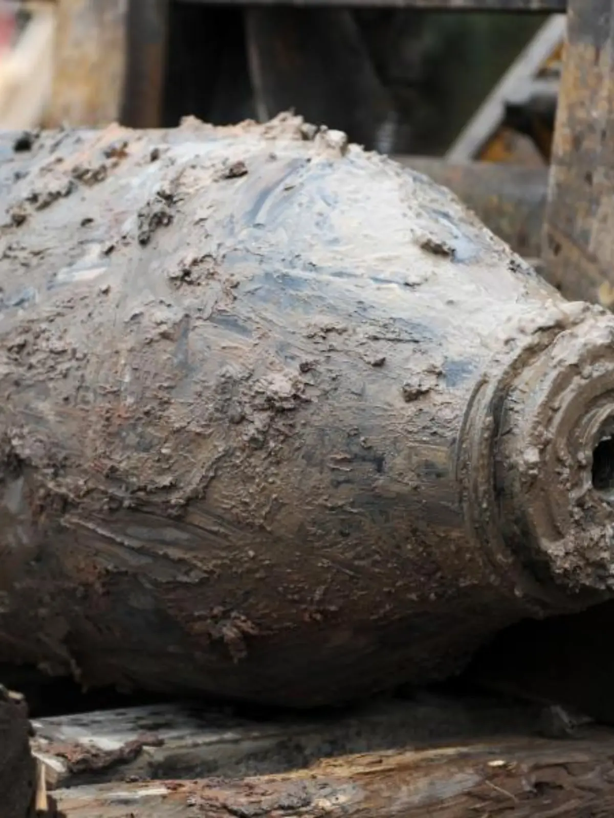 Eine entschärfte Fliegerbombe aus dem Zweiten Weltkrieg