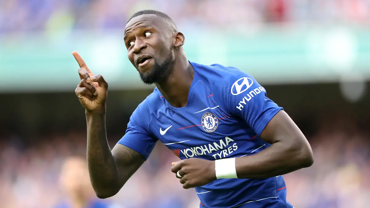 ARCHIV - 01.08.2018, Irland, Dublin: Fußball: International Champions Cup, FC Arsenal - FC Chelsea: Antonio Rüdiger von Chelsea. (zu dpa: «Der deutsche Fußball-Nationalspieler Antonio Rüdiger ist empört, dass immer noch zu viele Menschen die Warnungen und Verhaltensregeln in der derzeitige Corona-Krise missachten.») Foto: Niall Carson/PA Wire/dpa +++ dpa-Bildfunk +++