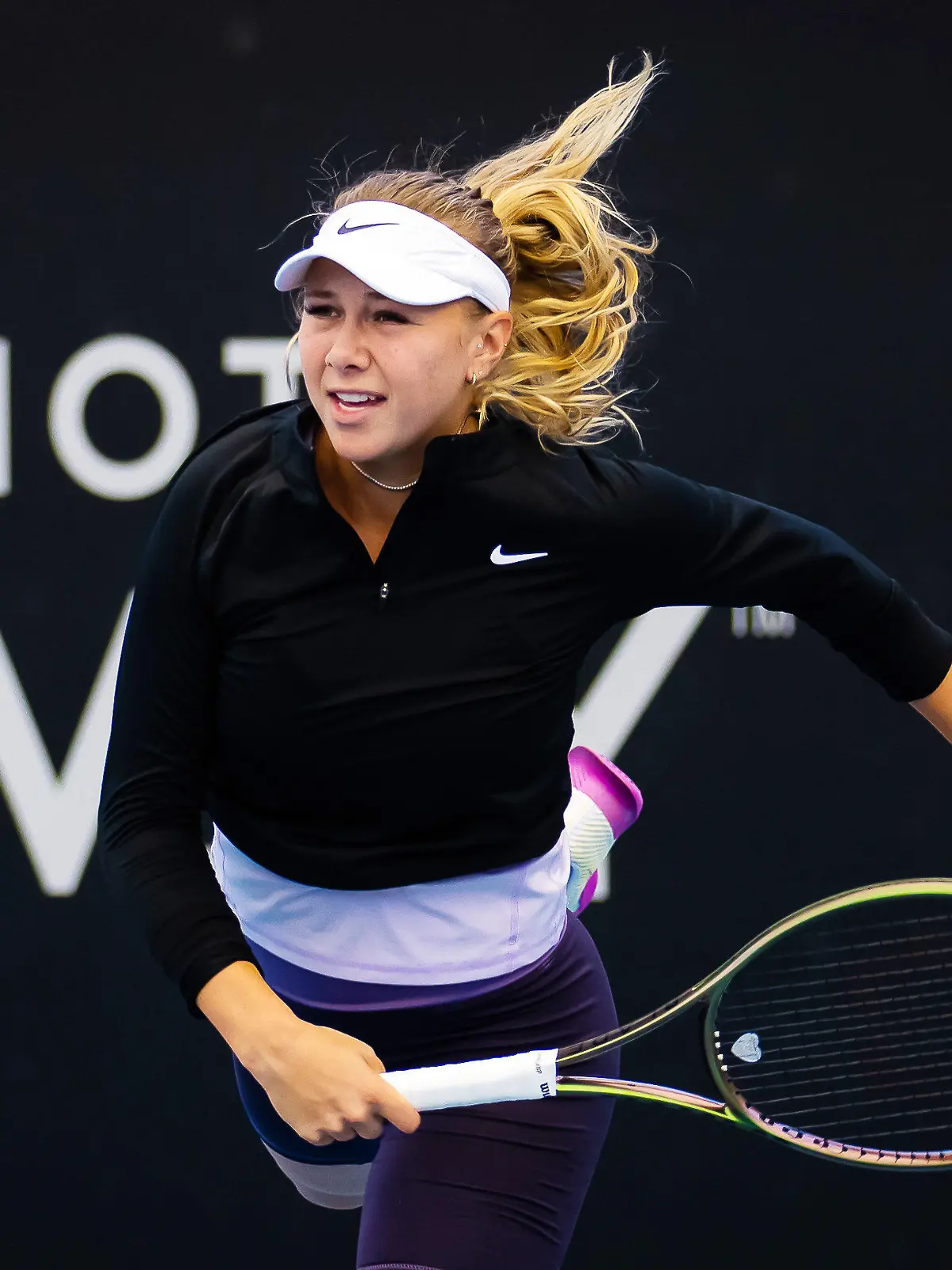 Amanda Anisimova of the United States in action during the first round of the 2023 Adelaide International 2, WTA 500 tennis tournament on January 10, 2023 in Adelaide, Australia - Photo Rob Prange / Spain DPPI / DPPI