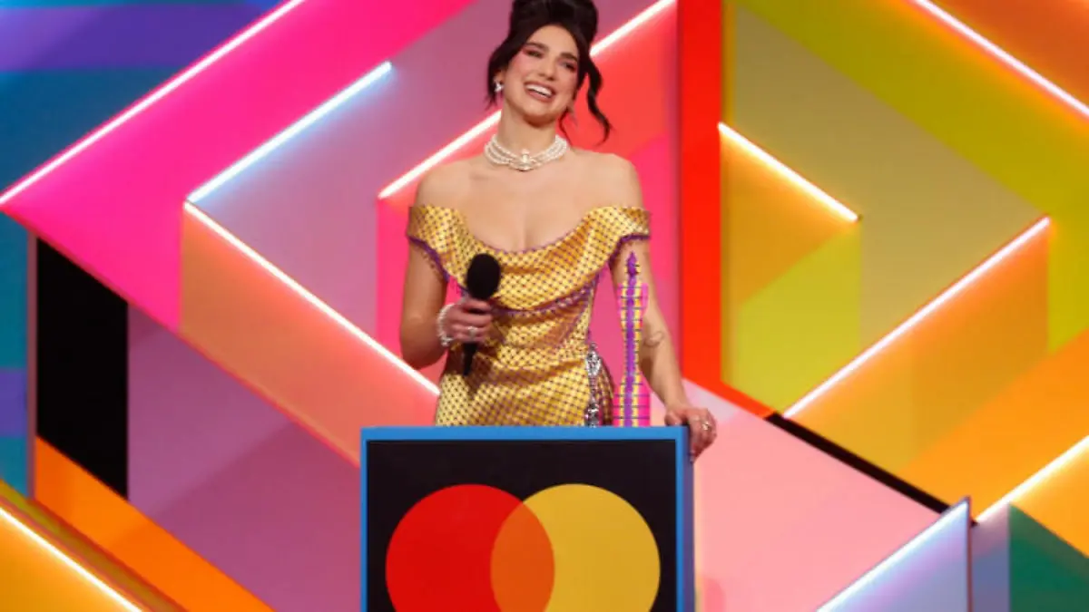 Dua Lipa bedankt sich bei Social-Media-Trollen