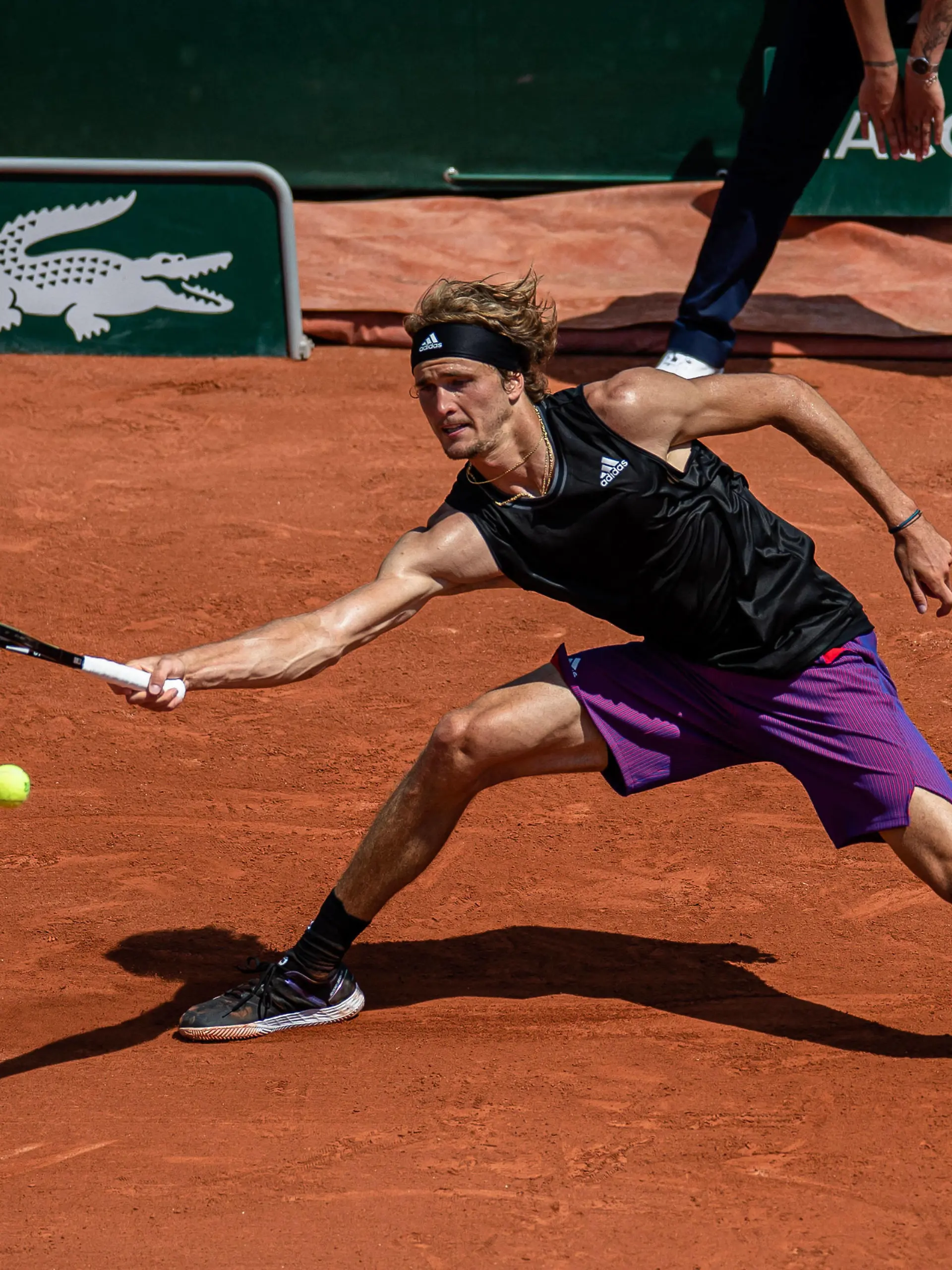  Alexander ZVEREV of Germany plays a ball against Roman SAFIULLIN of Russia on the second round of the French Open tennis tournament at Roland Garros in Paris, France, 2 June 2021. Roland Garros 2021 will run from 30 May to 13 June 2021. PUBLICATIONxNOTxINxFRA Copyright: xAurelienxMorissardx 
